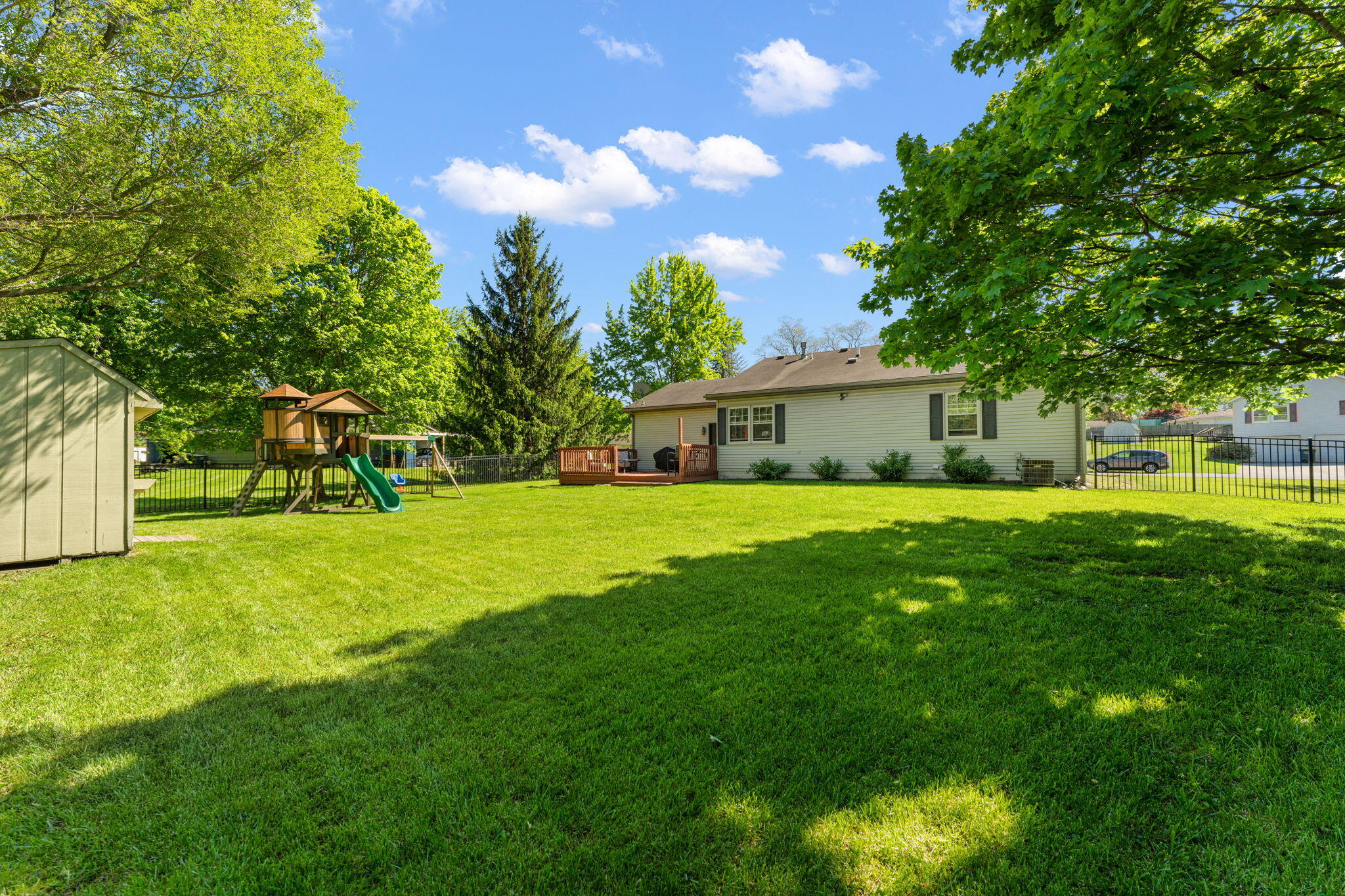 2156 St Joseph Lane, Valparaiso, IN 46385; Image #2