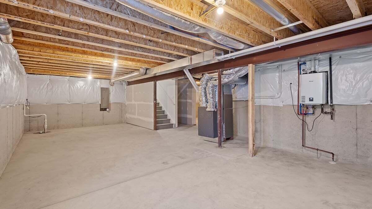 161 Cressmoor Boulevard, Hobart, IN 46342; Image #37
