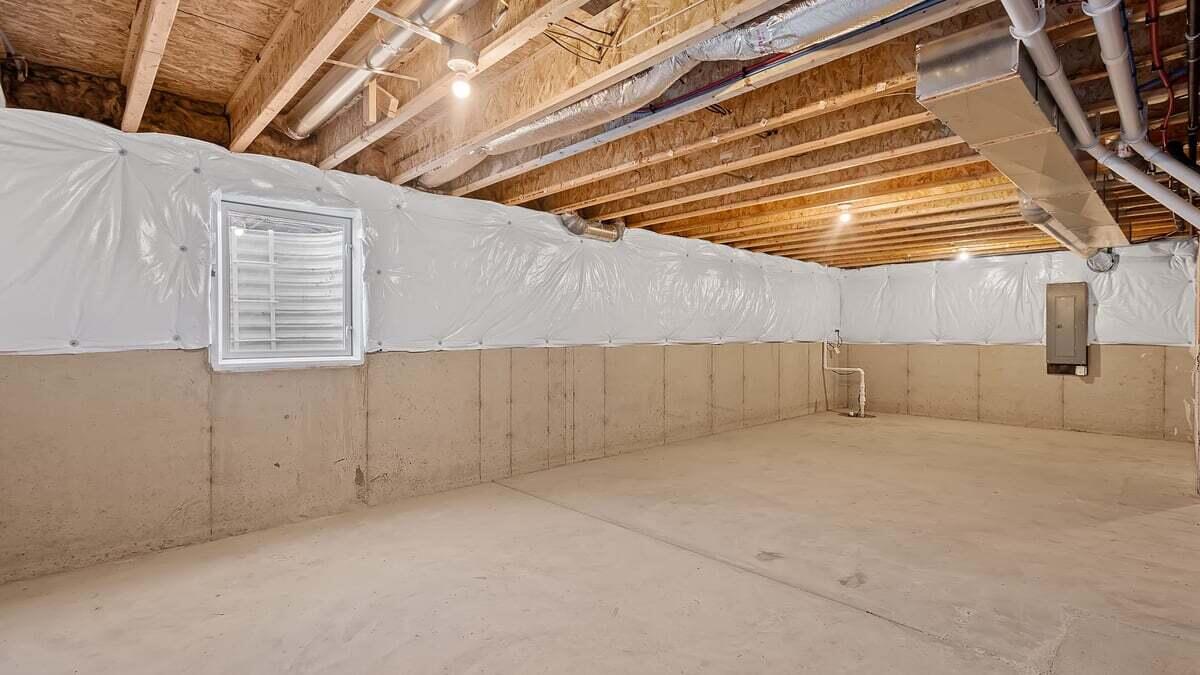 161 Cressmoor Boulevard, Hobart, IN 46342; Image #38
