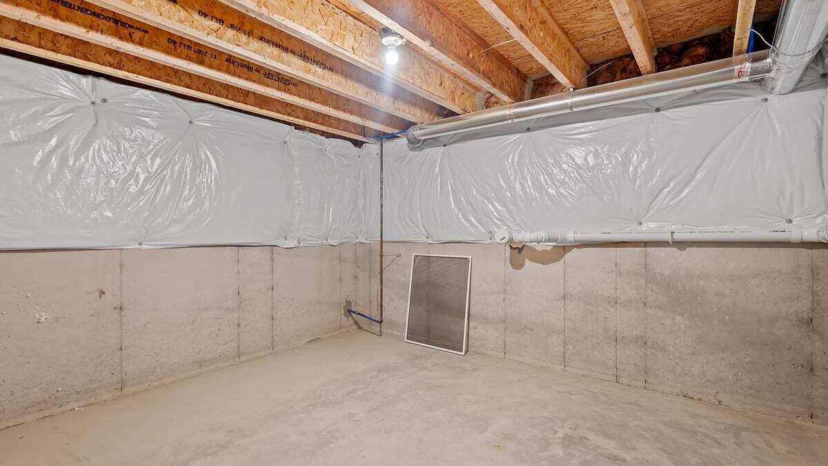 161 Cressmoor Boulevard, Hobart, IN 46342; Image #39