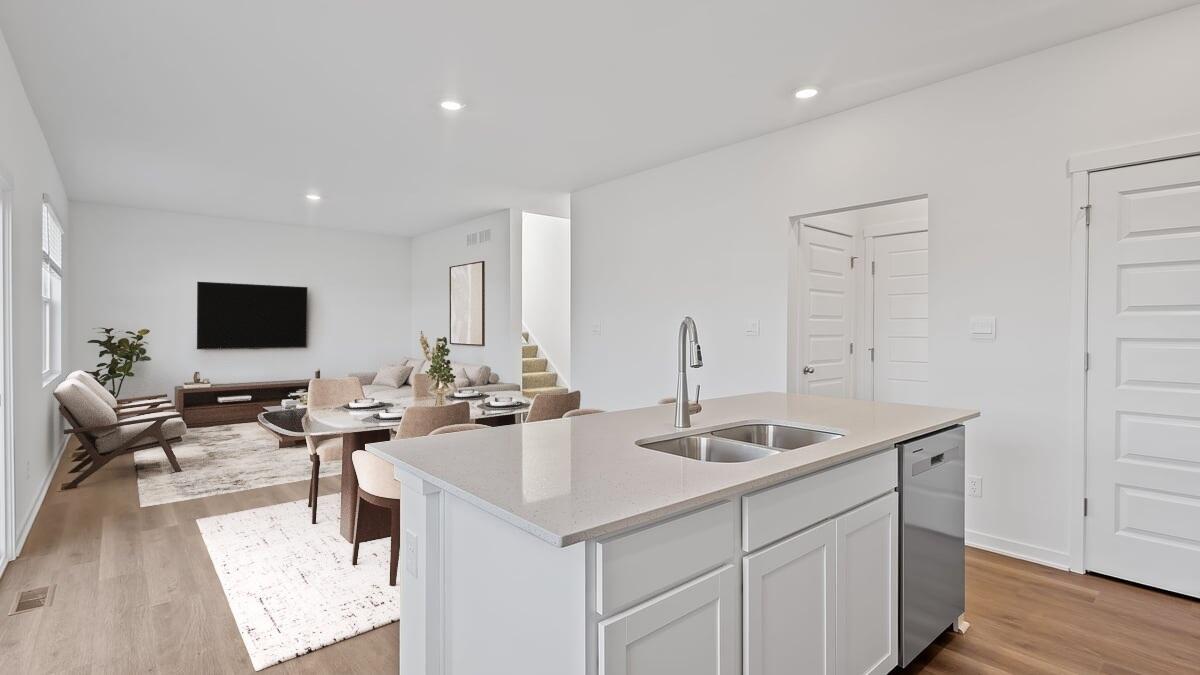 161 Cressmoor Boulevard, Hobart, IN 46342; Image #5