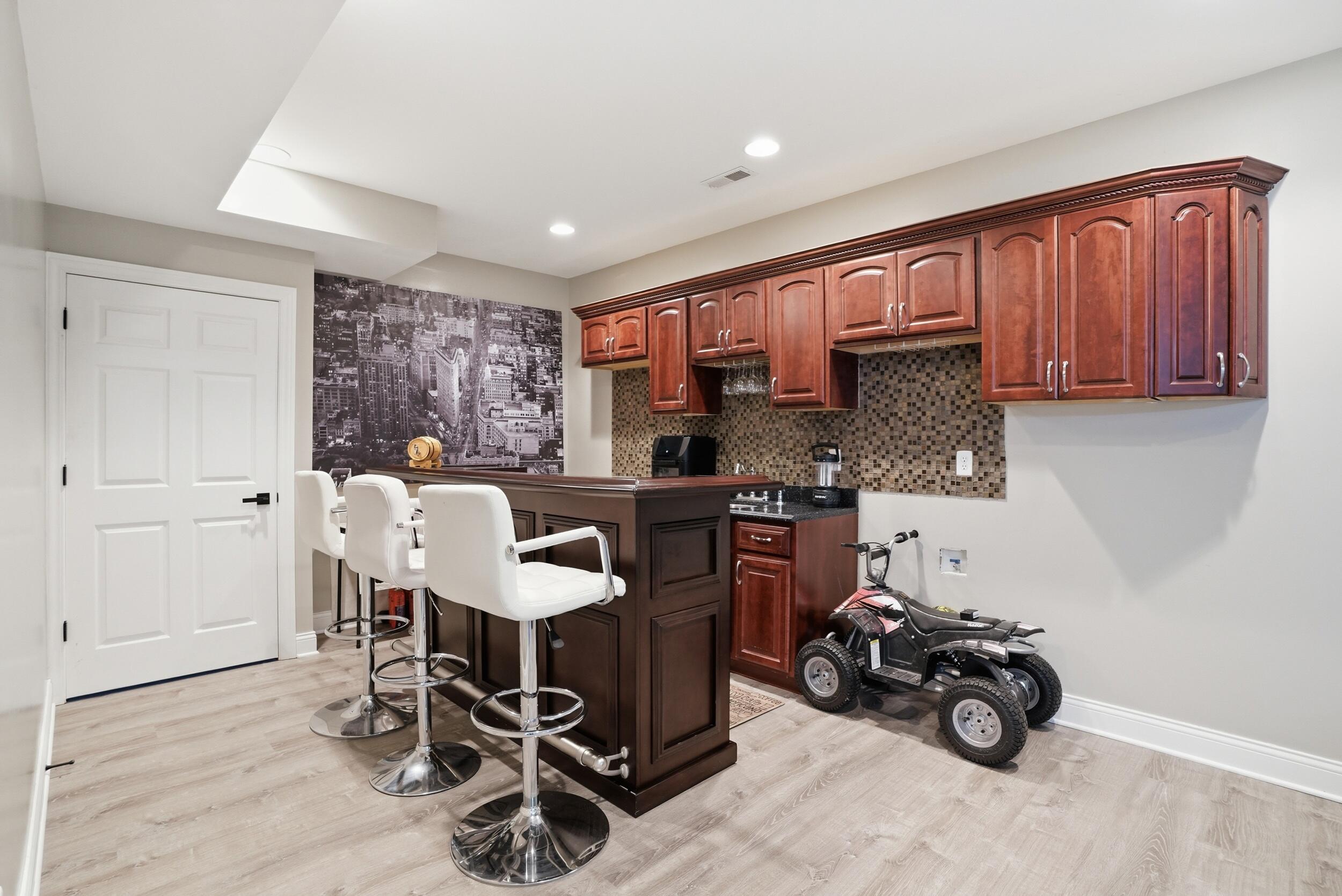 2155 Walker Drive, Valparaiso, IN 46385; Image #29