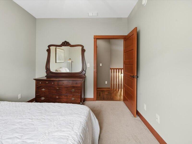 61 N Prairie Pkwy, Valparaiso, IN 46385; Image #18