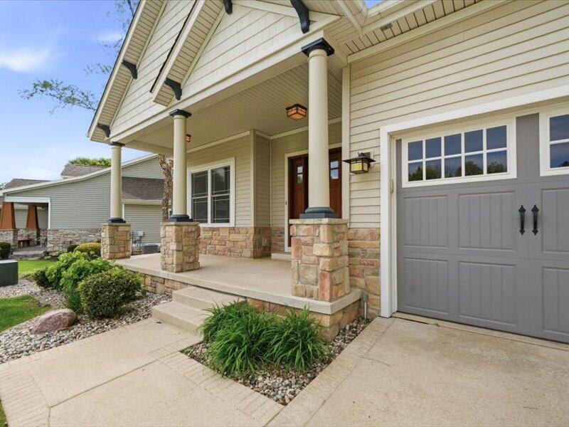 61 N Prairie Pkwy, Valparaiso, IN 46385; Image #3