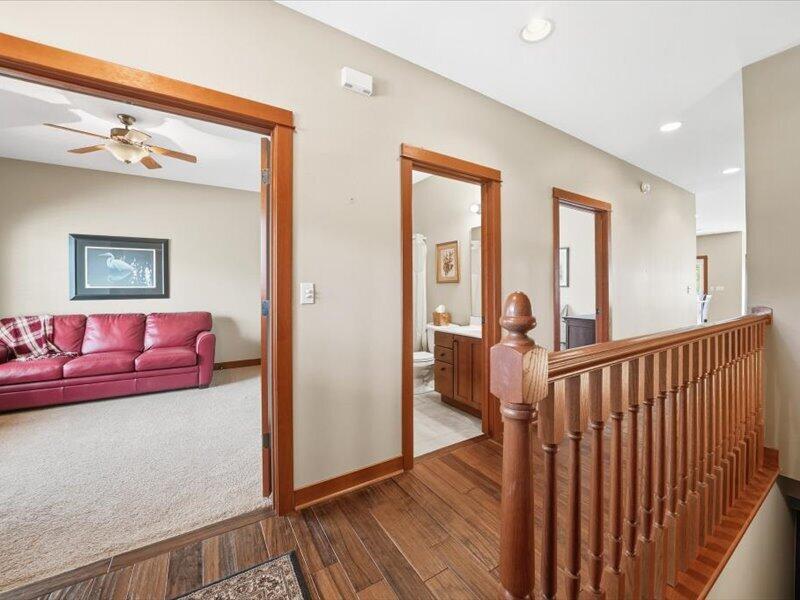 61 N Prairie Pkwy, Valparaiso, IN 46385; Image #4
