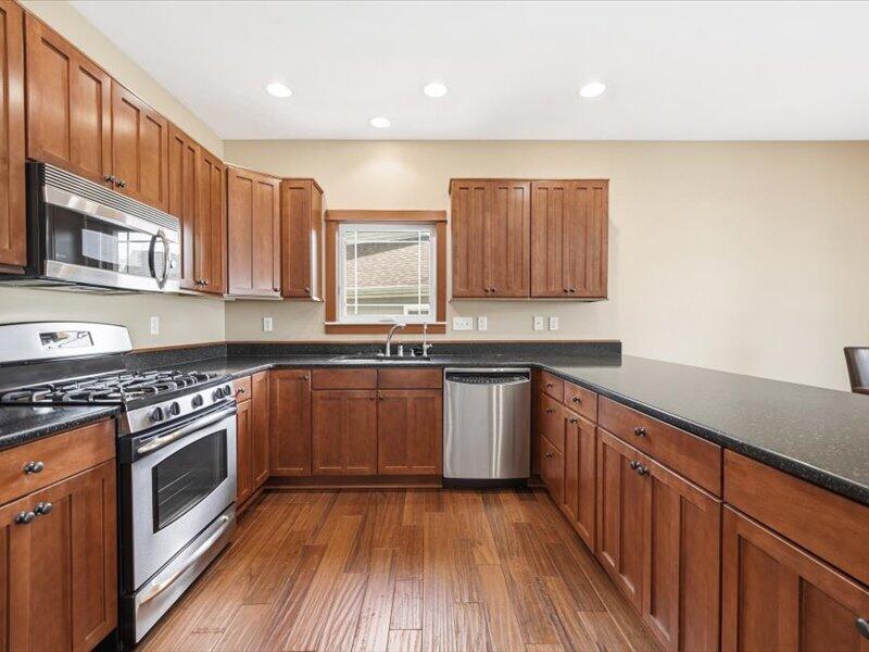 61 N Prairie Pkwy, Valparaiso, IN 46385; Image #7