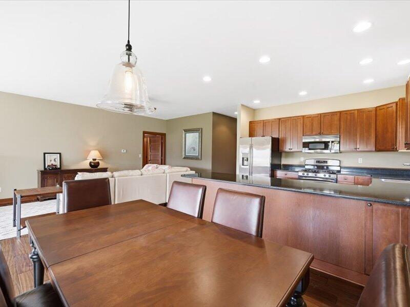 61 N Prairie Pkwy, Valparaiso, IN 46385; Image #9