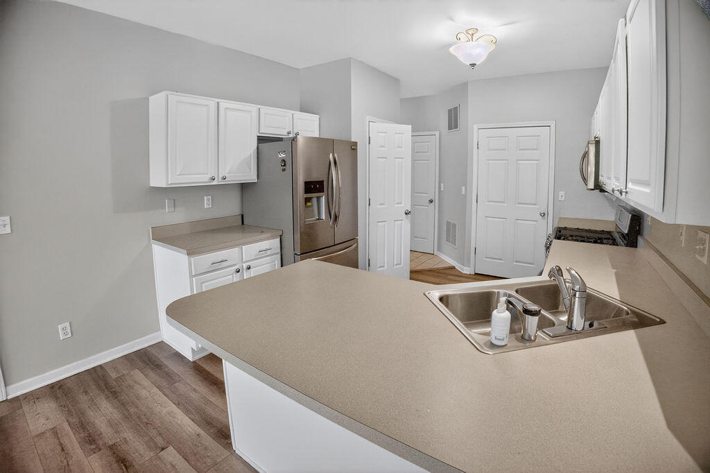 8124 Tuckaway Court, Crown Point, IN 46307; Image #11