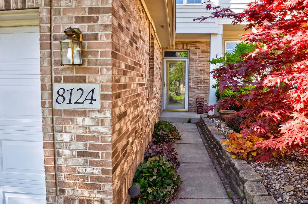 8124 Tuckaway Court, Crown Point, IN 46307; Image #3