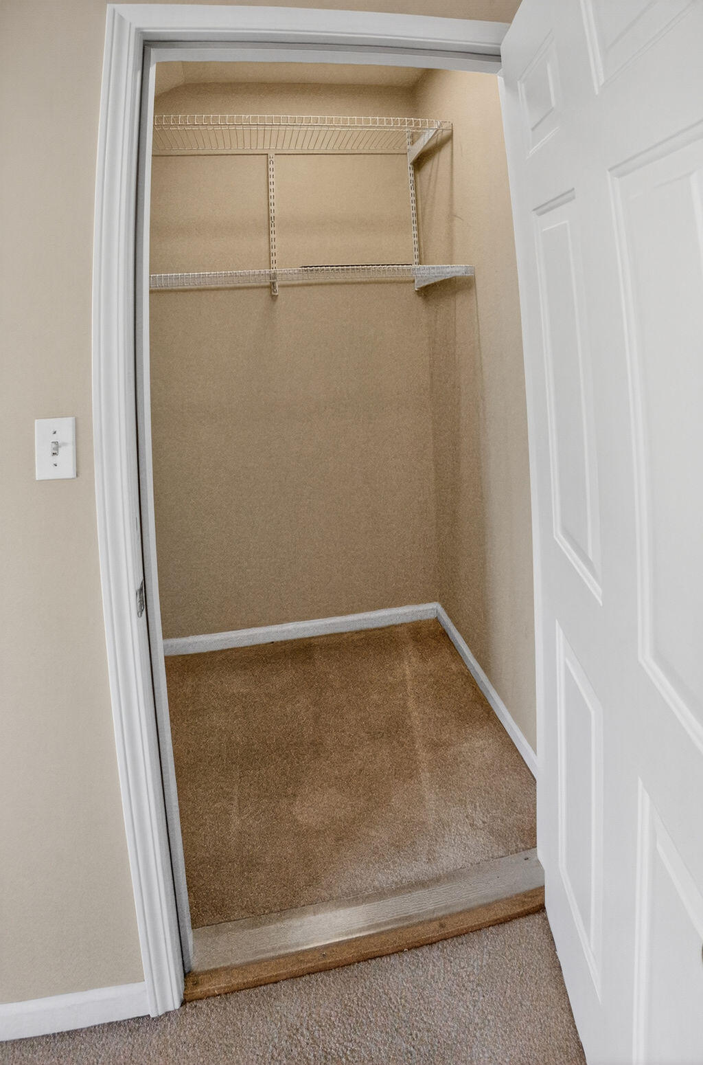8124 Tuckaway Court, Crown Point, IN 46307; Image #30