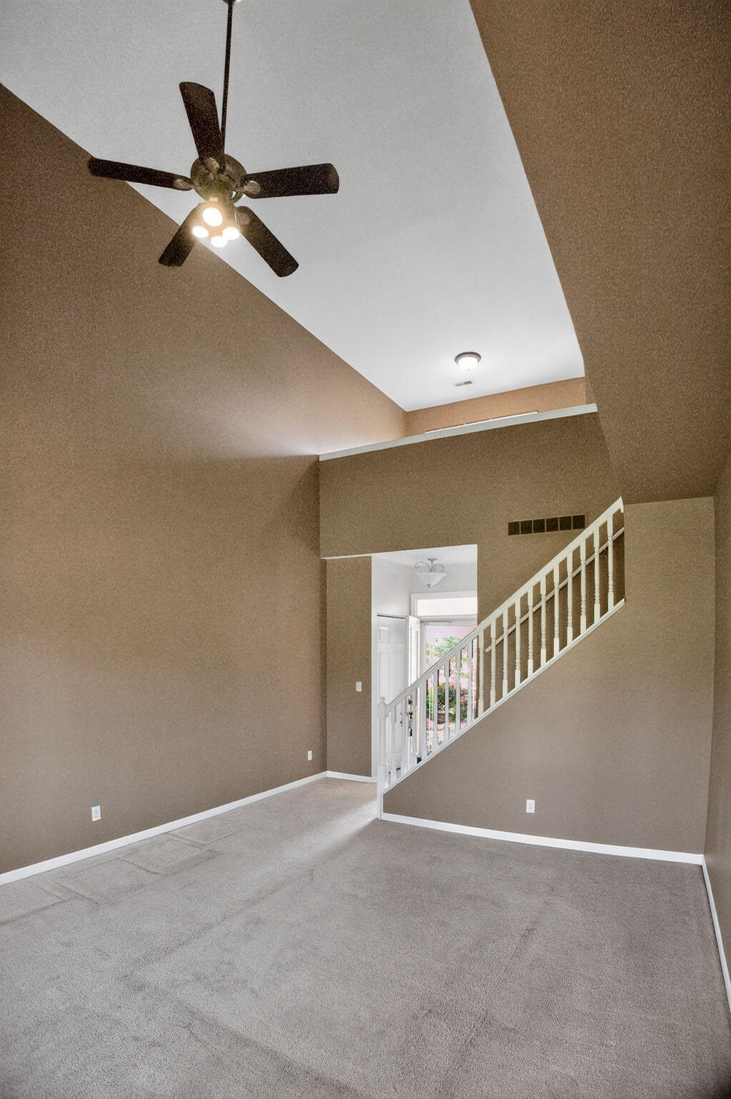 8124 Tuckaway Court, Crown Point, IN 46307; Image #6