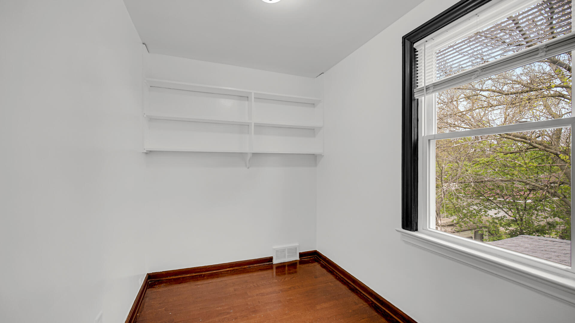 4647 Harrison Street, Gary, IN 46408; Image #17
