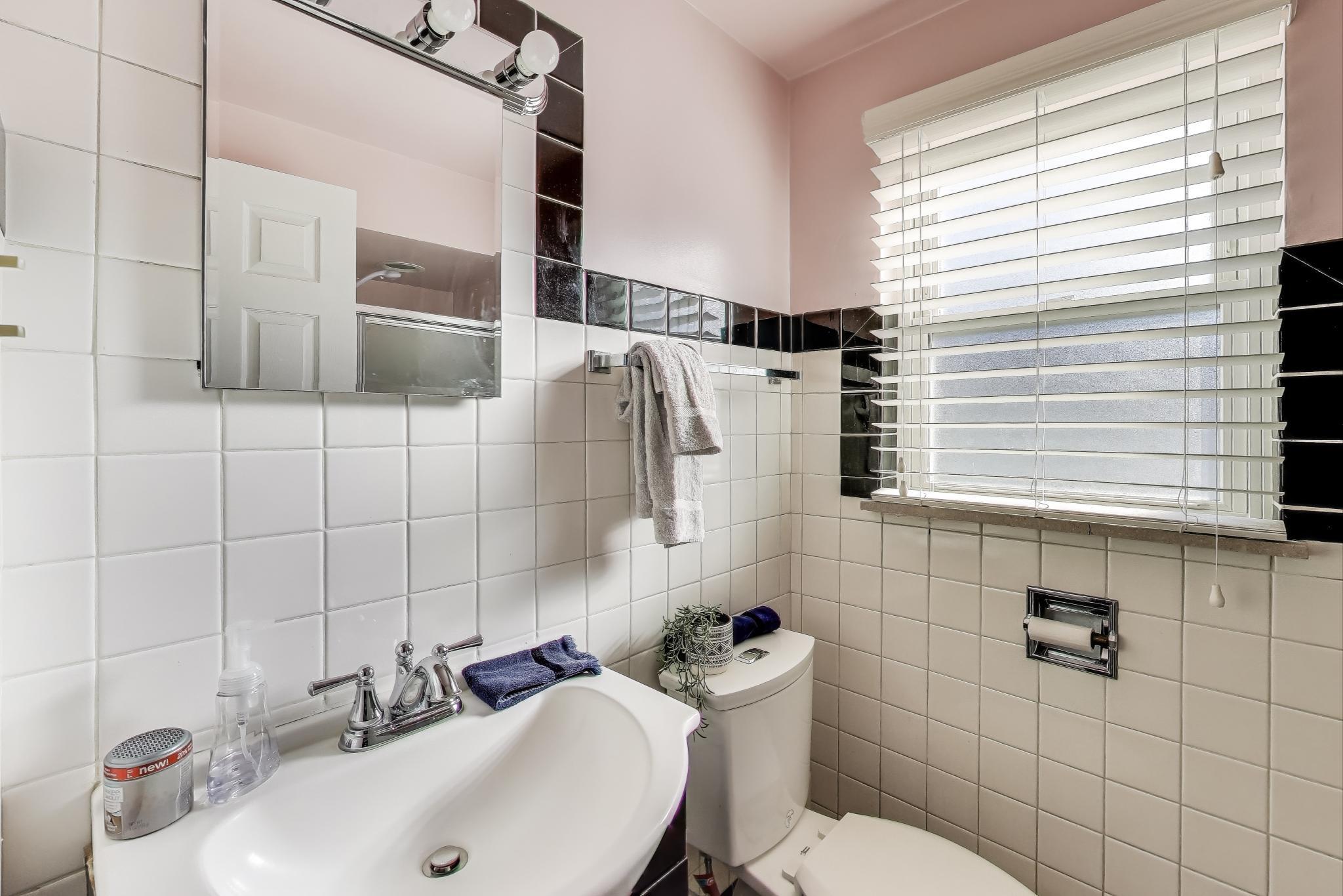 108 Beverly Place, Munster, IN 46321; Image #20