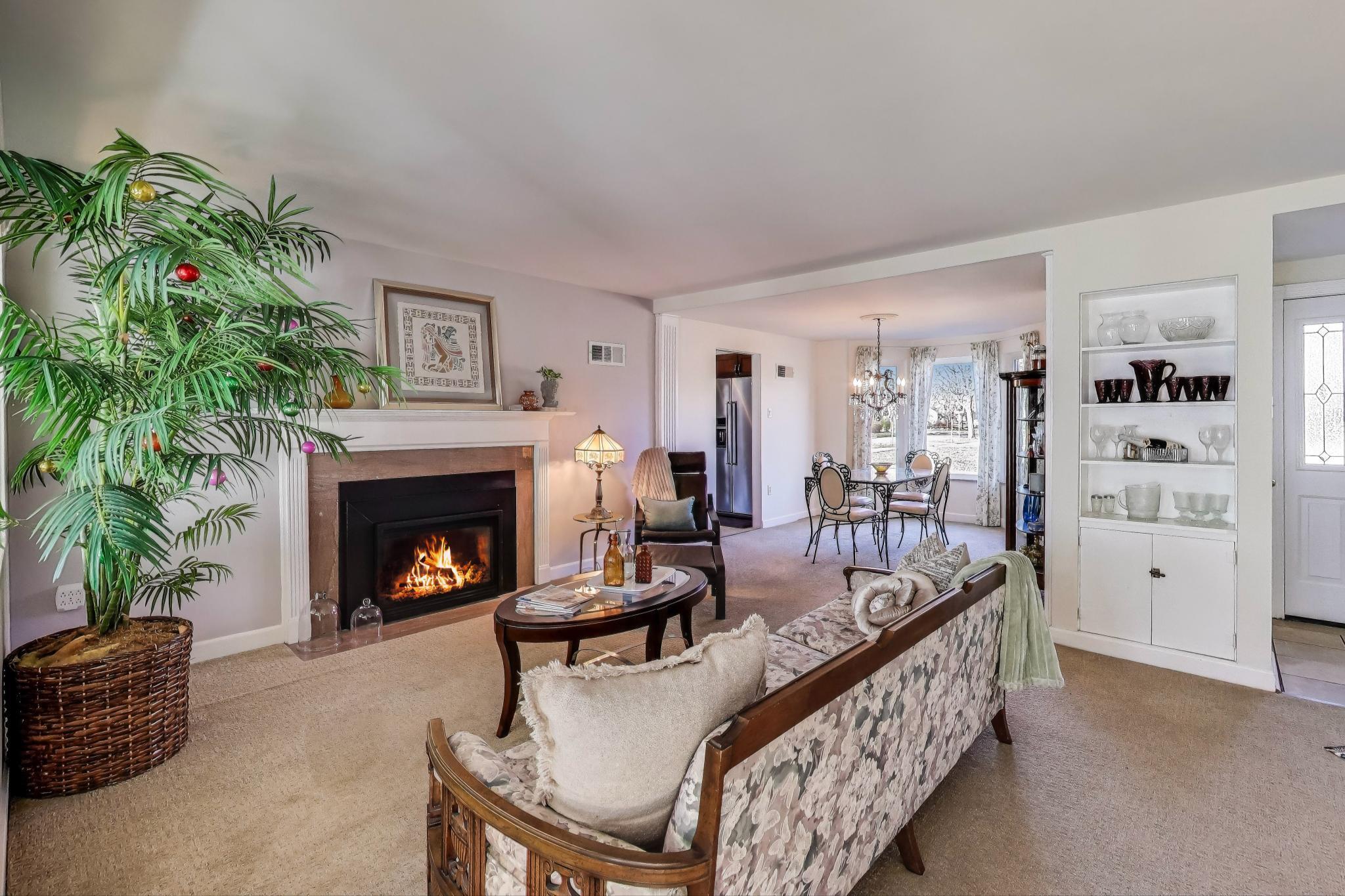 108 Beverly Place, Munster, IN 46321; Image #9