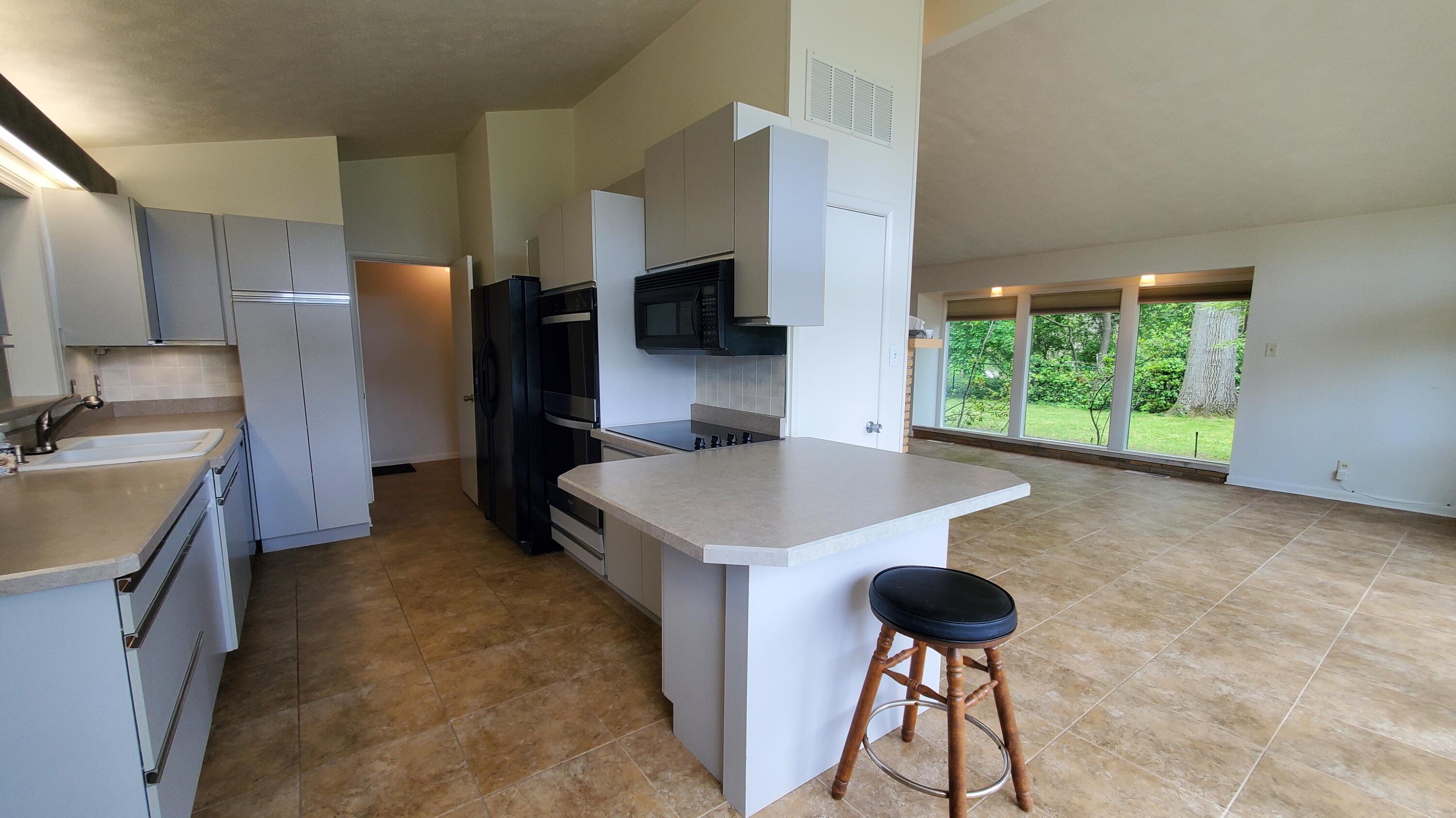 2614 Maple Street, Michigan City, IN 46360; Image #9