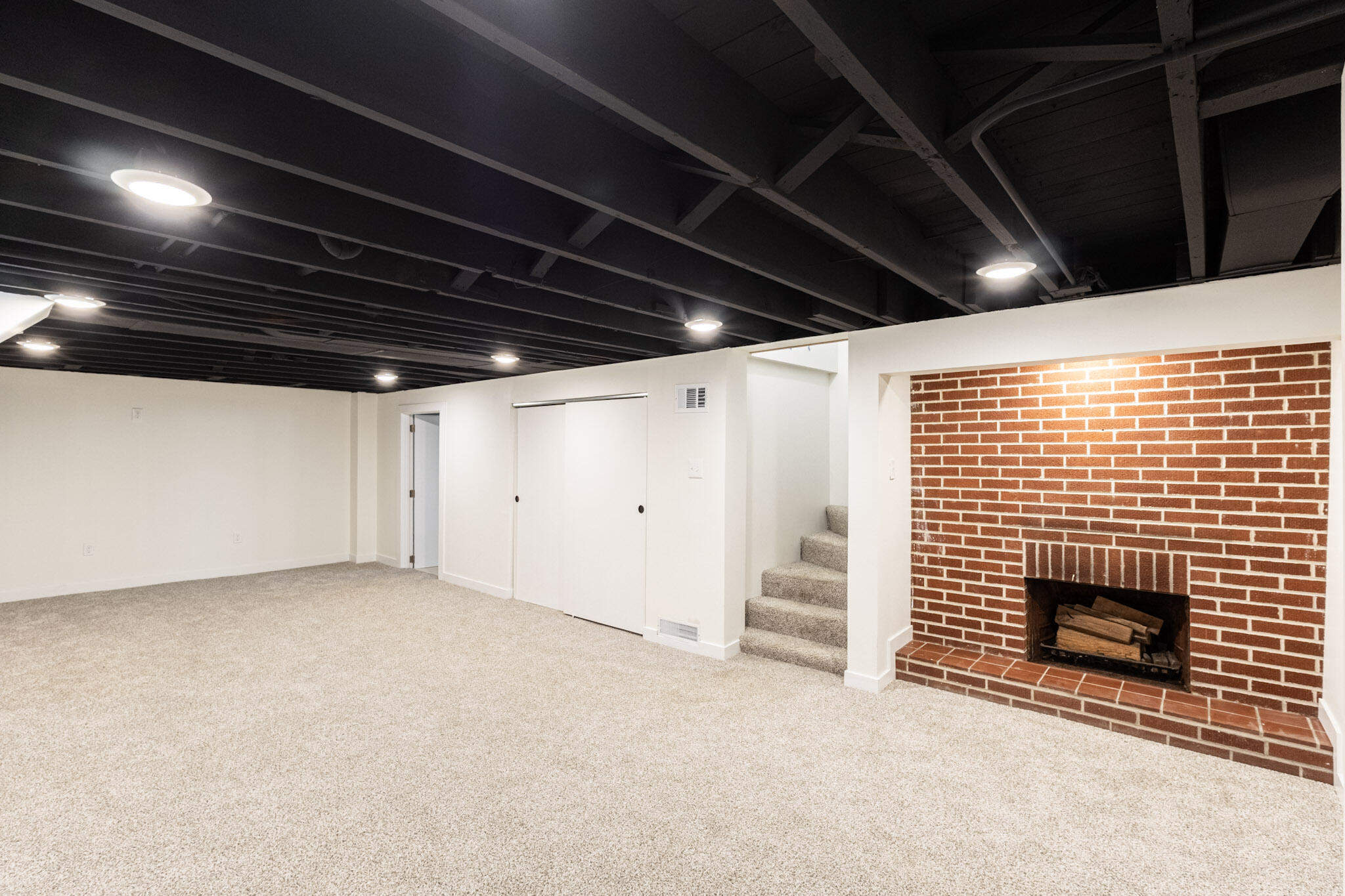 6929 Monroe Avenue, Hammond, IN 46324; Image #15