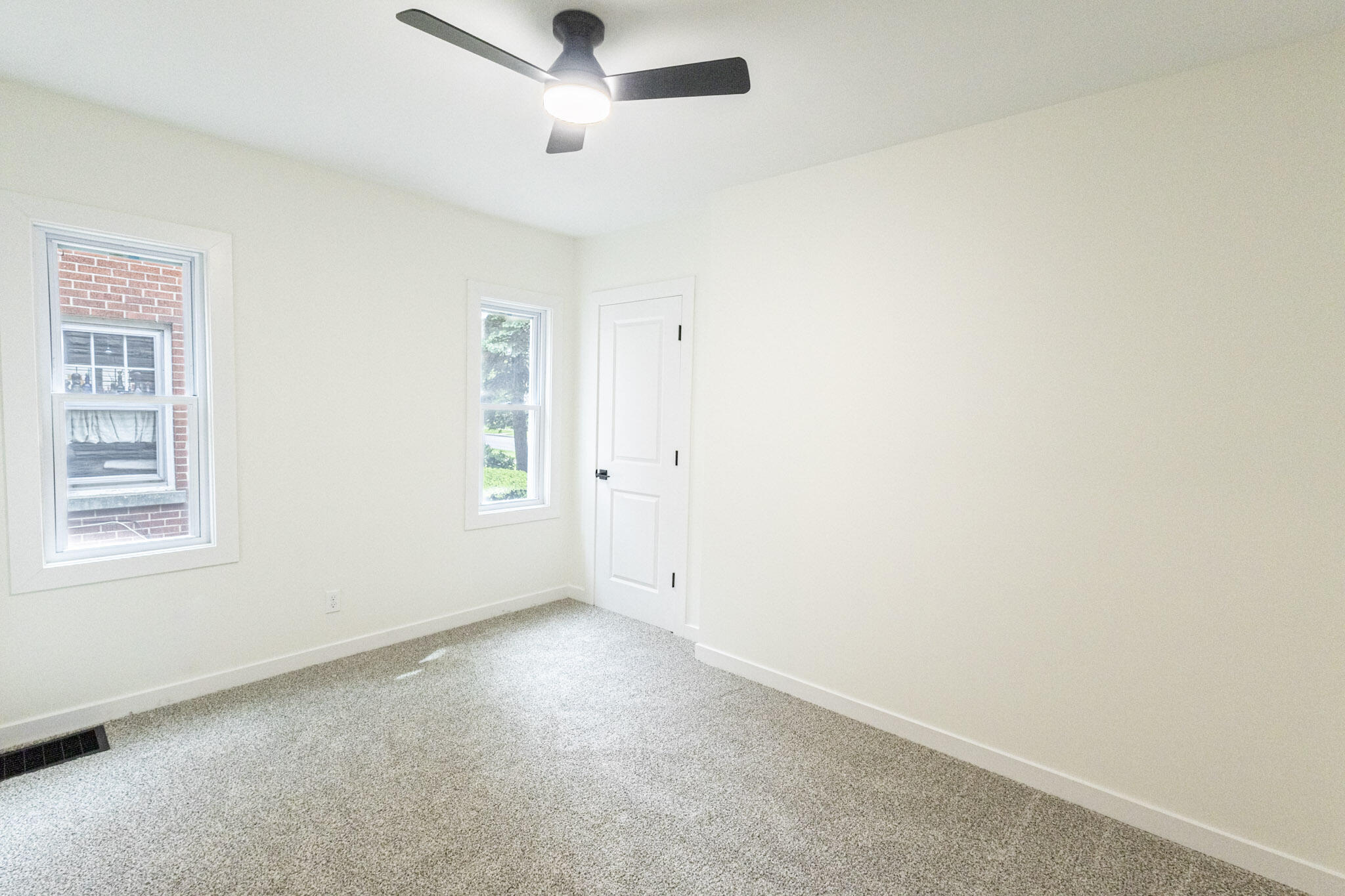 6929 Monroe Avenue, Hammond, IN 46324; Image #7