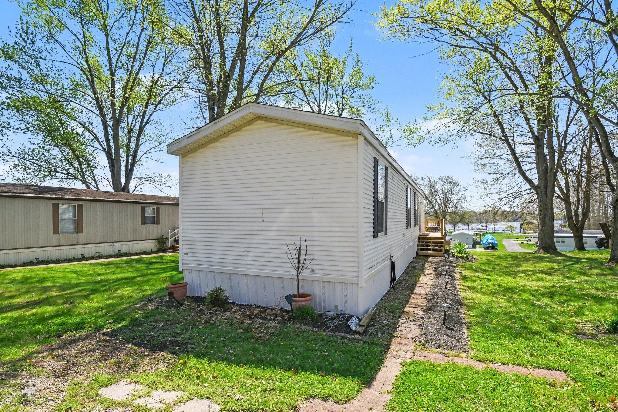 9305 E Epworth Forest Road, North Webster, IN 46555; Image #5