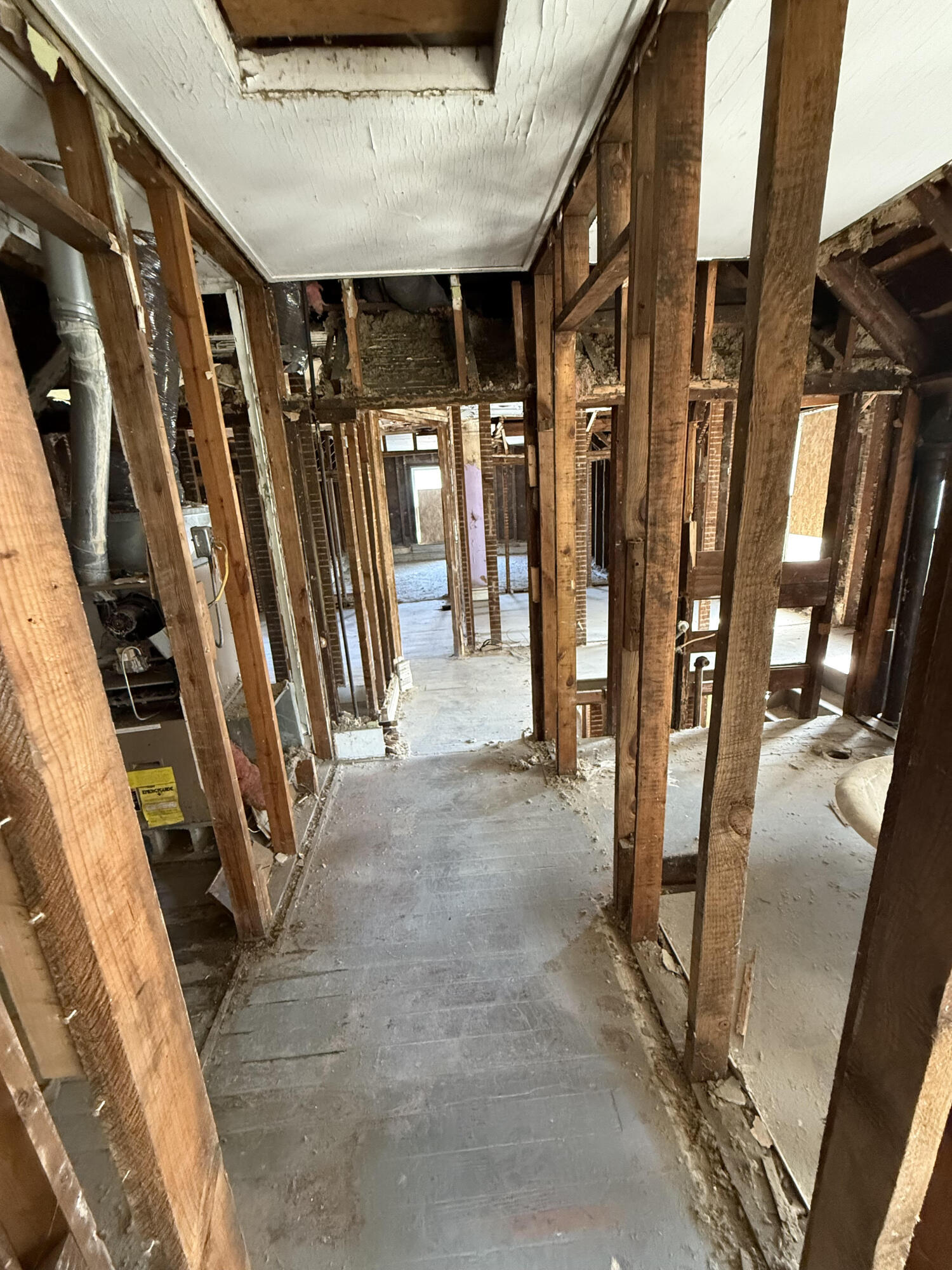 703 W 9th Street, Michigan City, IN 46360; Image #7