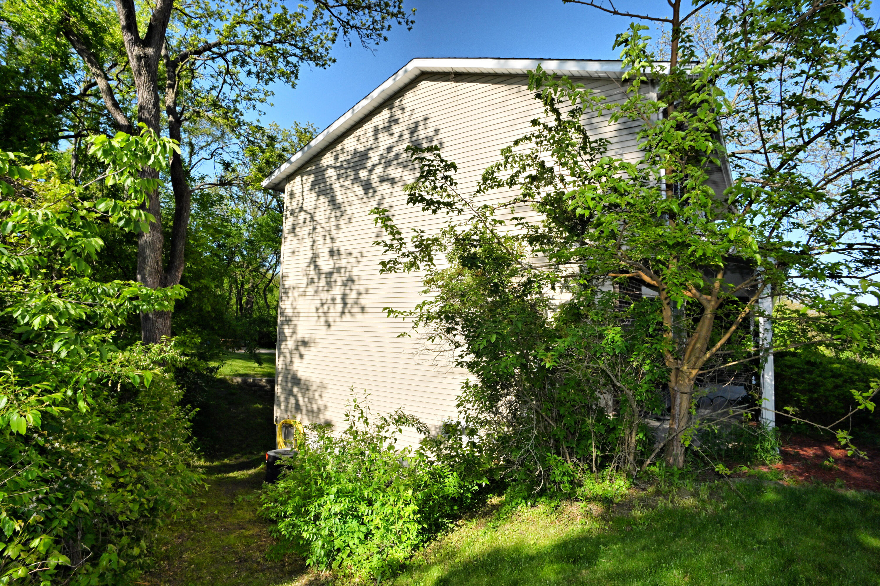 423 Shorewood Court, Valparaiso, IN 46385; Image #32