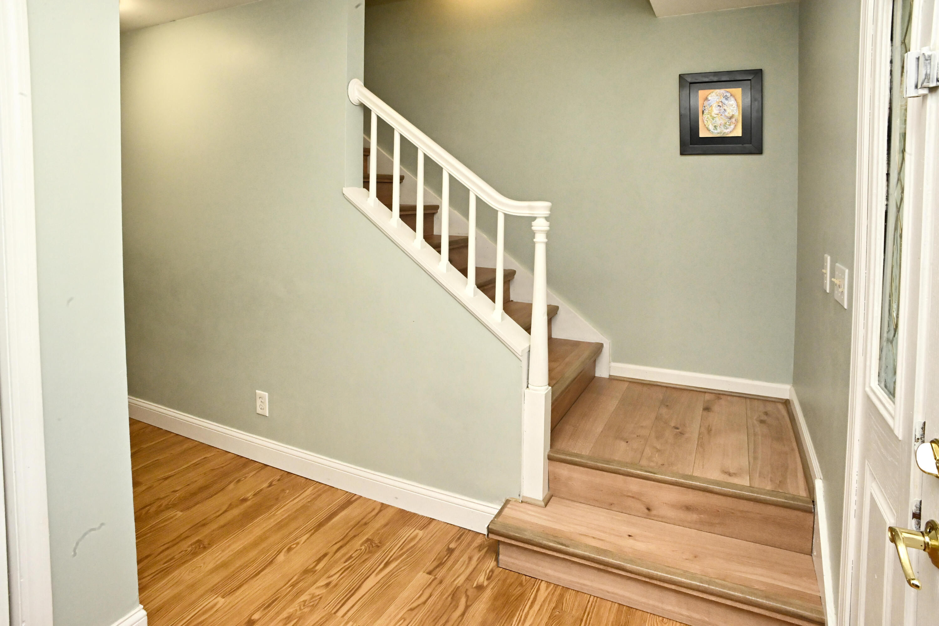 423 Shorewood Court, Valparaiso, IN 46385; Image #8