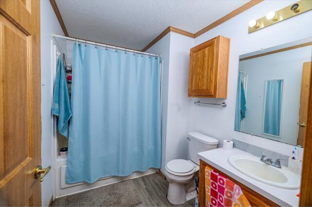 106 W Allen Street, Kentland, IN 47951; Image #22