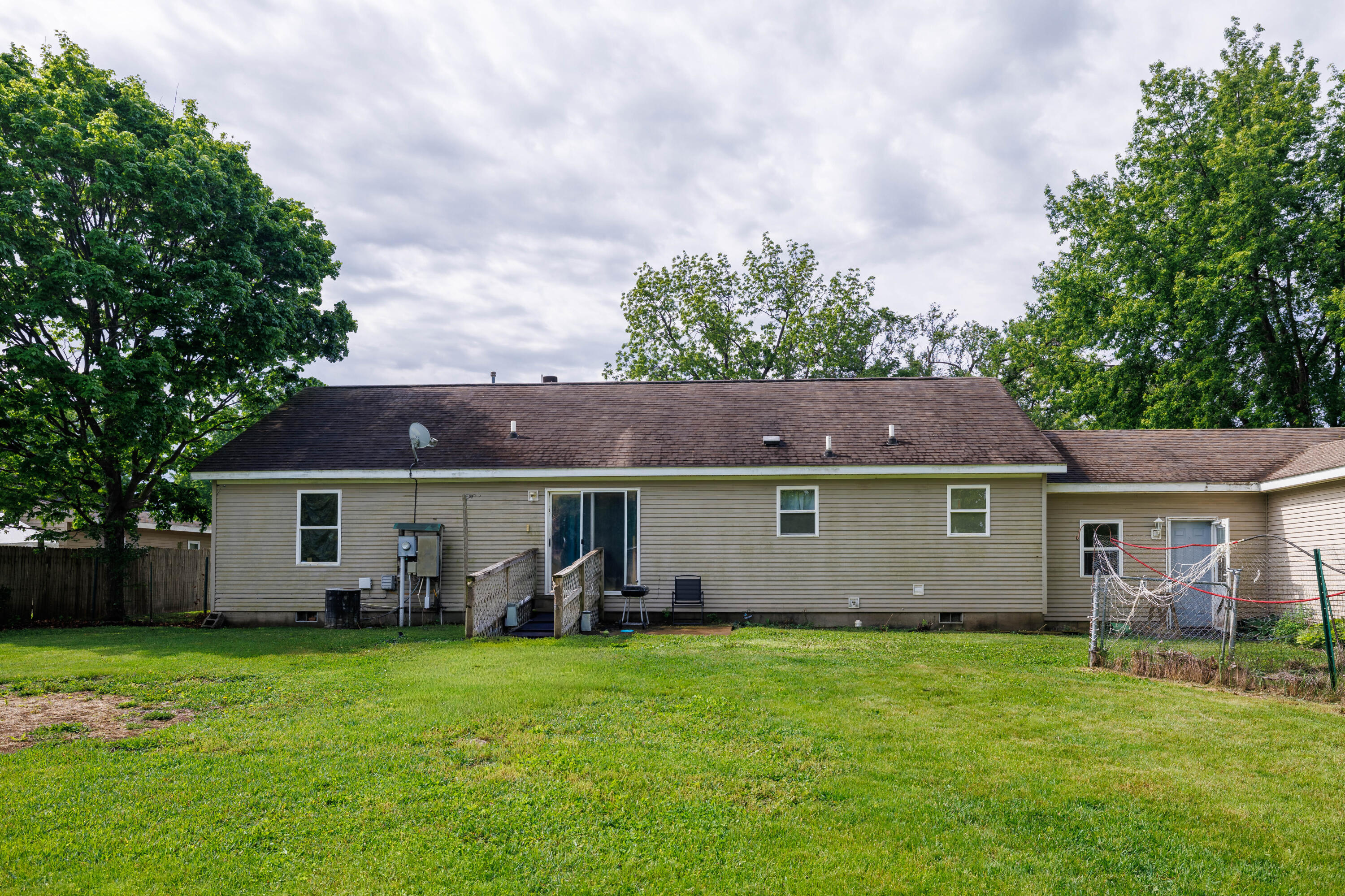 106 W Allen Street, Kentland, IN 47951; Image #31
