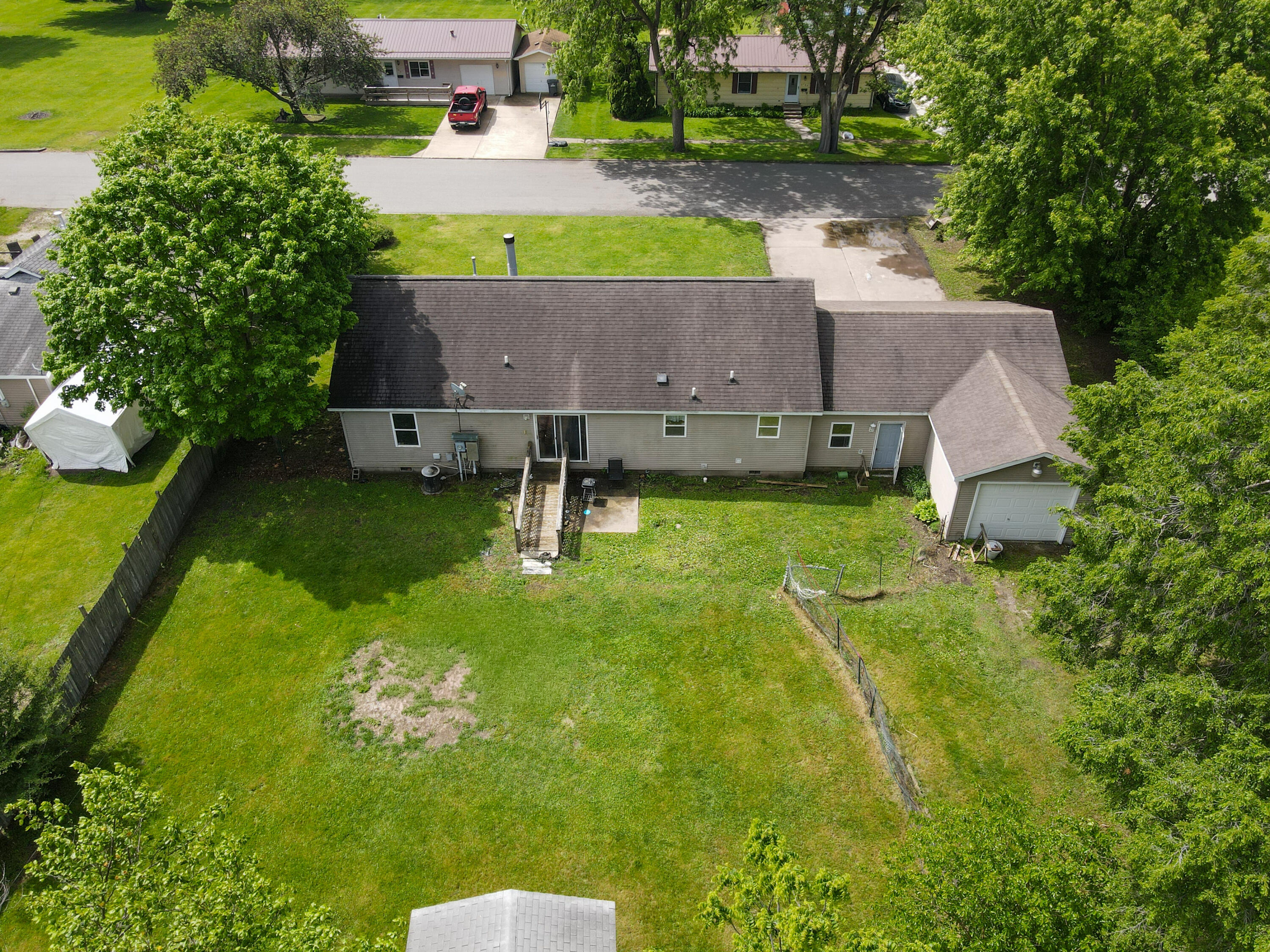 106 W Allen Street, Kentland, IN 47951; Image #35