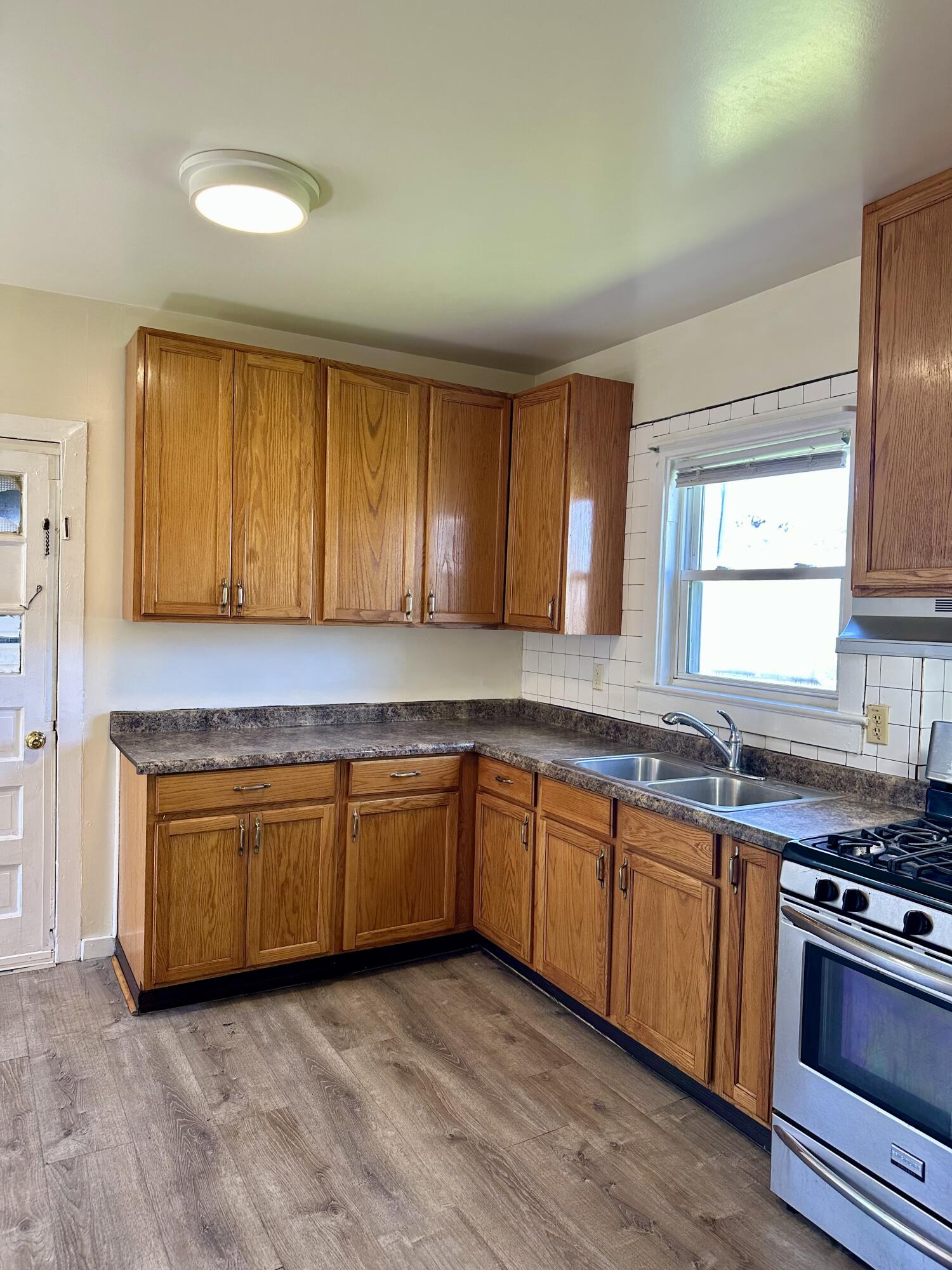 814 Summer Street, Hammond, IN 46320; Image #12