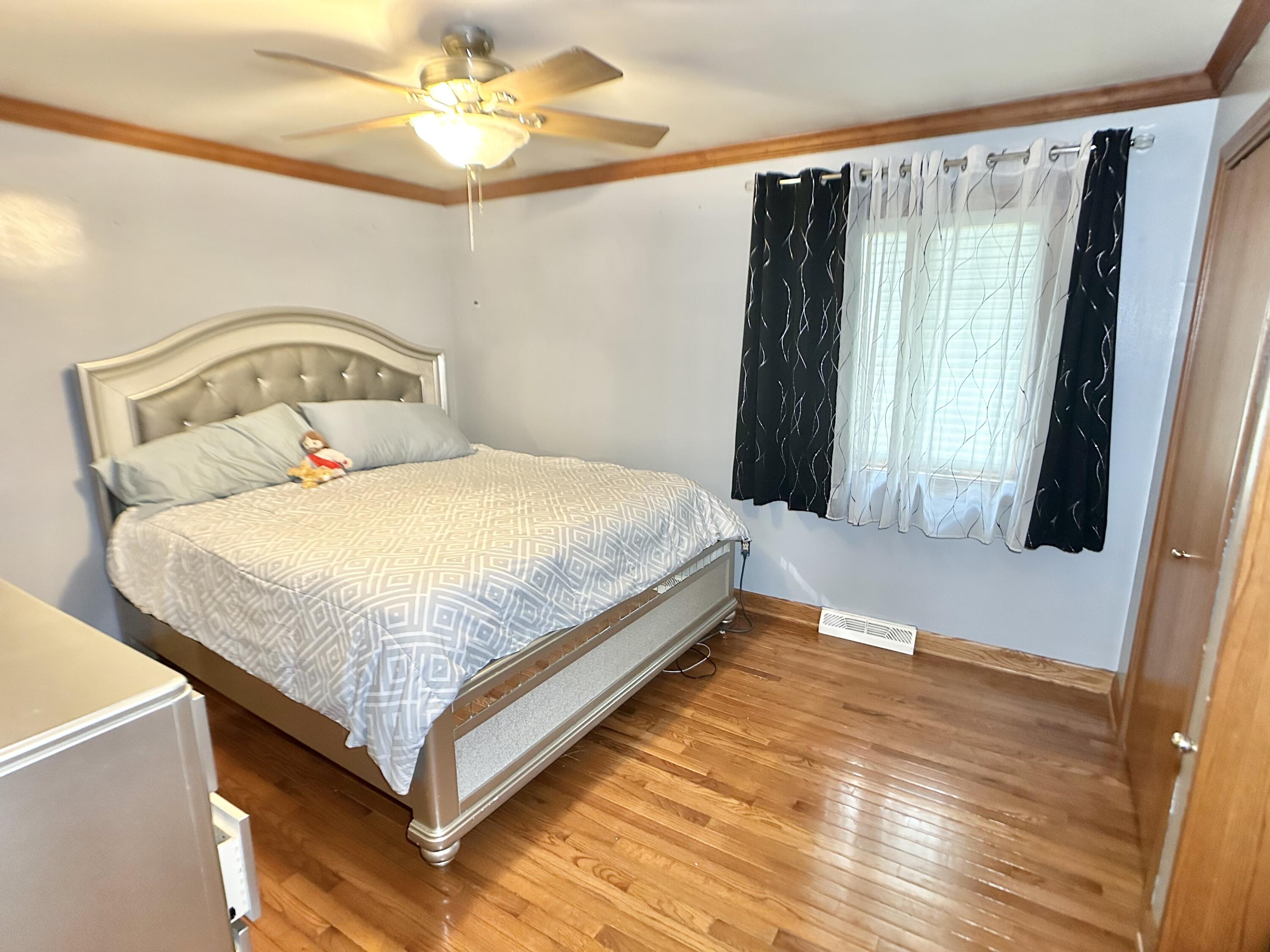 2918 100th Street, Highland, IN 46322; Image #6