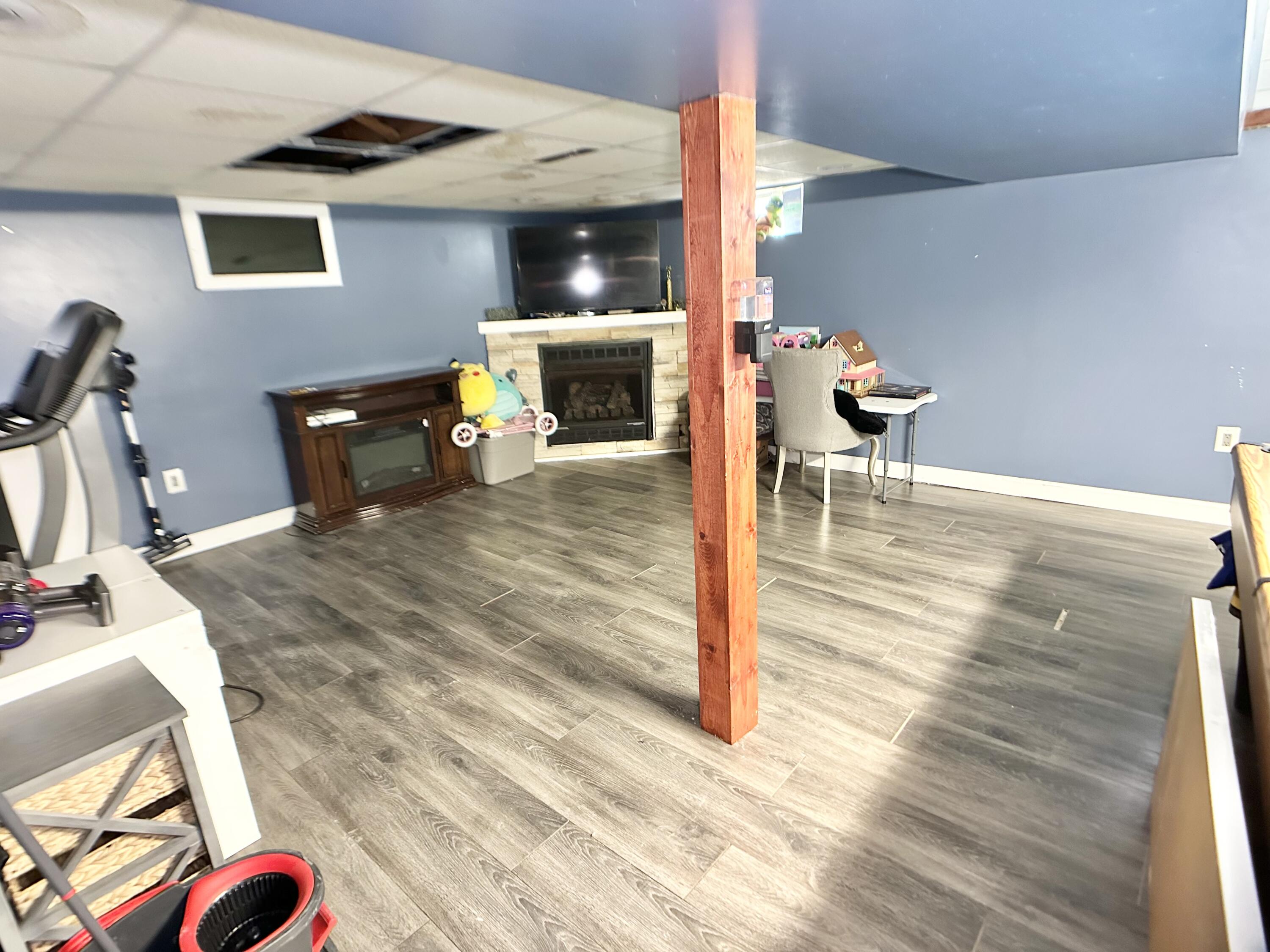 2918 100th Street, Highland, IN 46322; Image #9