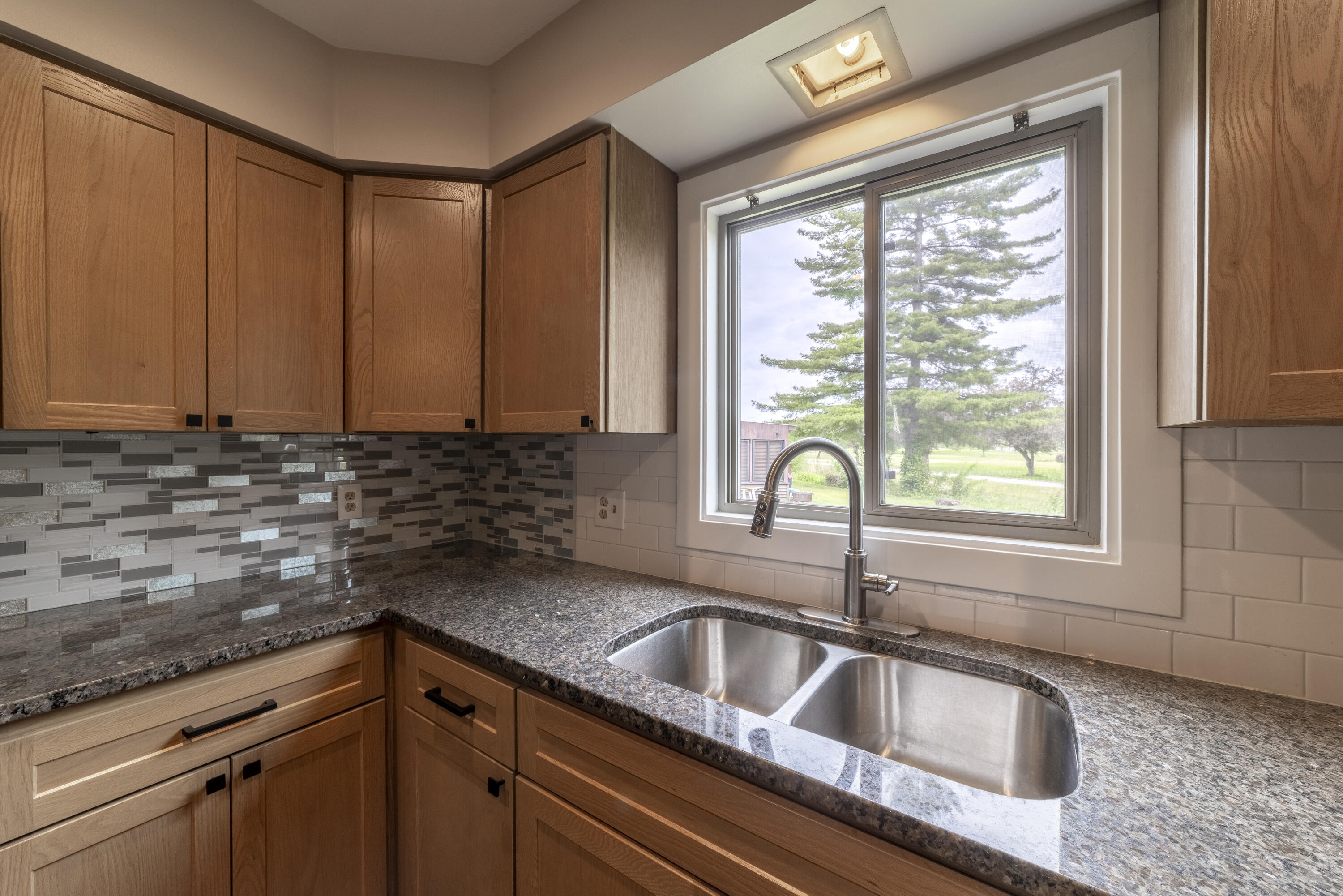 340 Golfview Drive, Schererville, IN 46375; Image #16