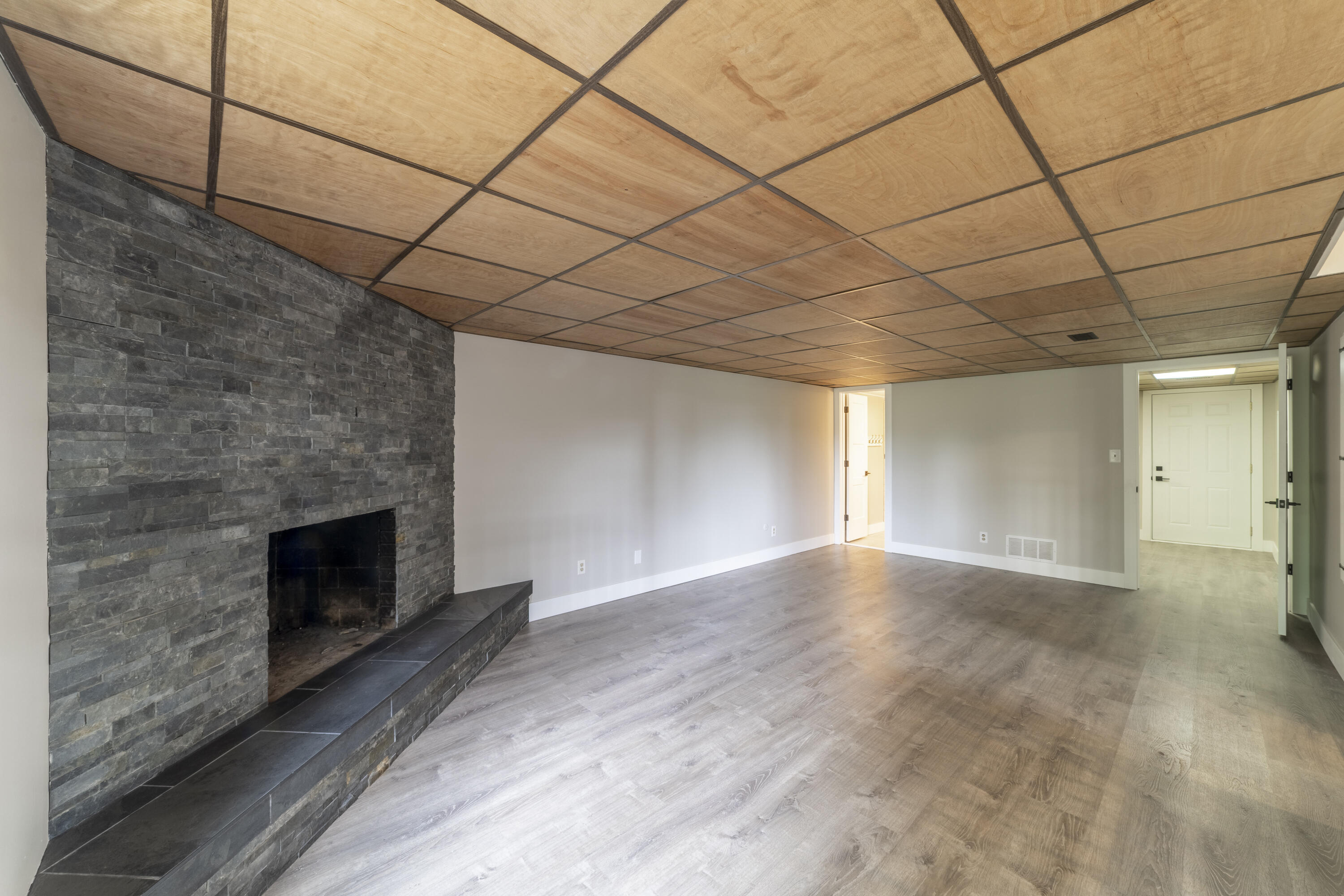 340 Golfview Drive, Schererville, IN 46375; Image #30