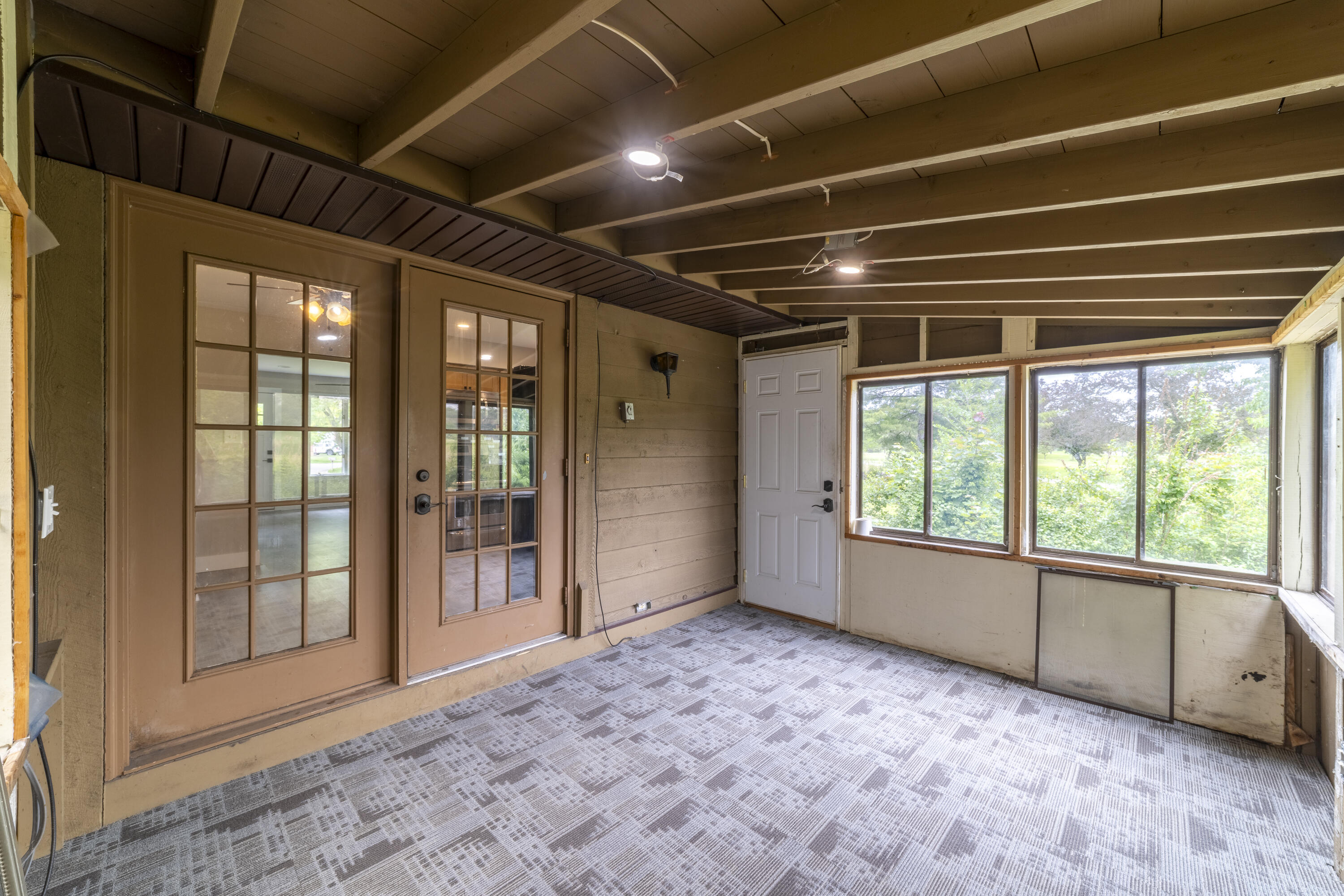 340 Golfview Drive, Schererville, IN 46375; Image #38