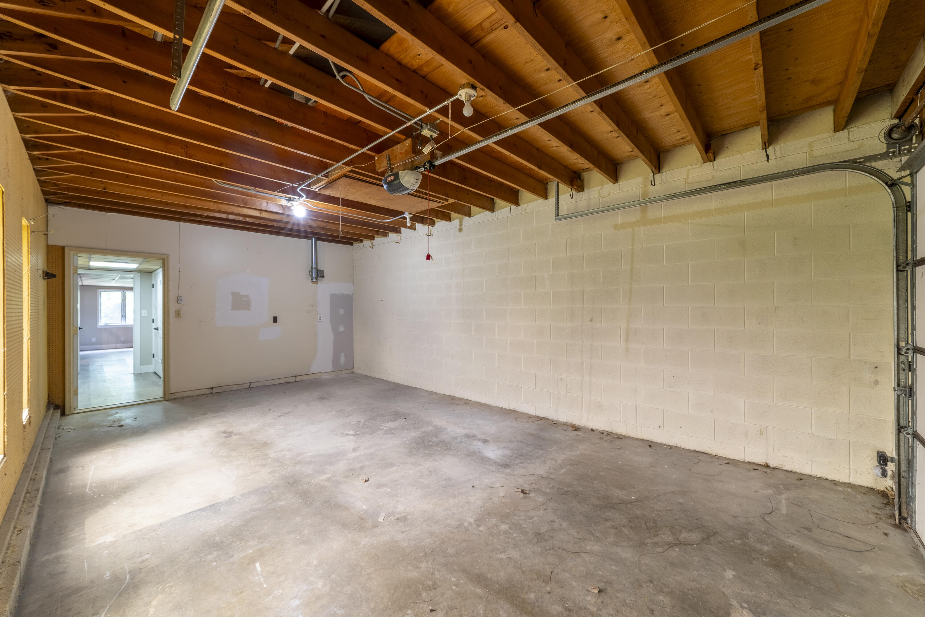 340 Golfview Drive, Schererville, IN 46375; Image #42