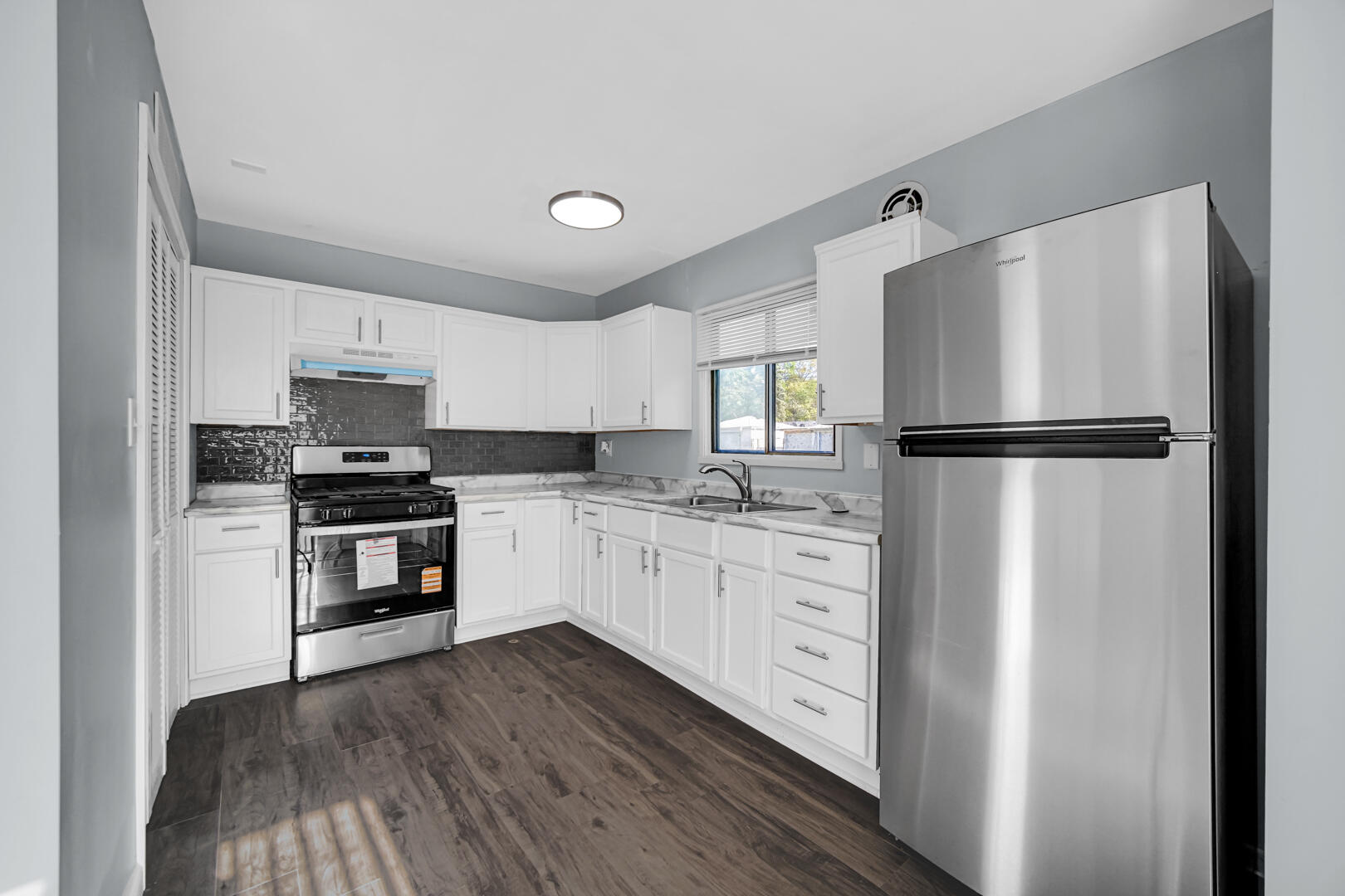 4049 Kentucky Street, Gary, IN 46409; Image #5