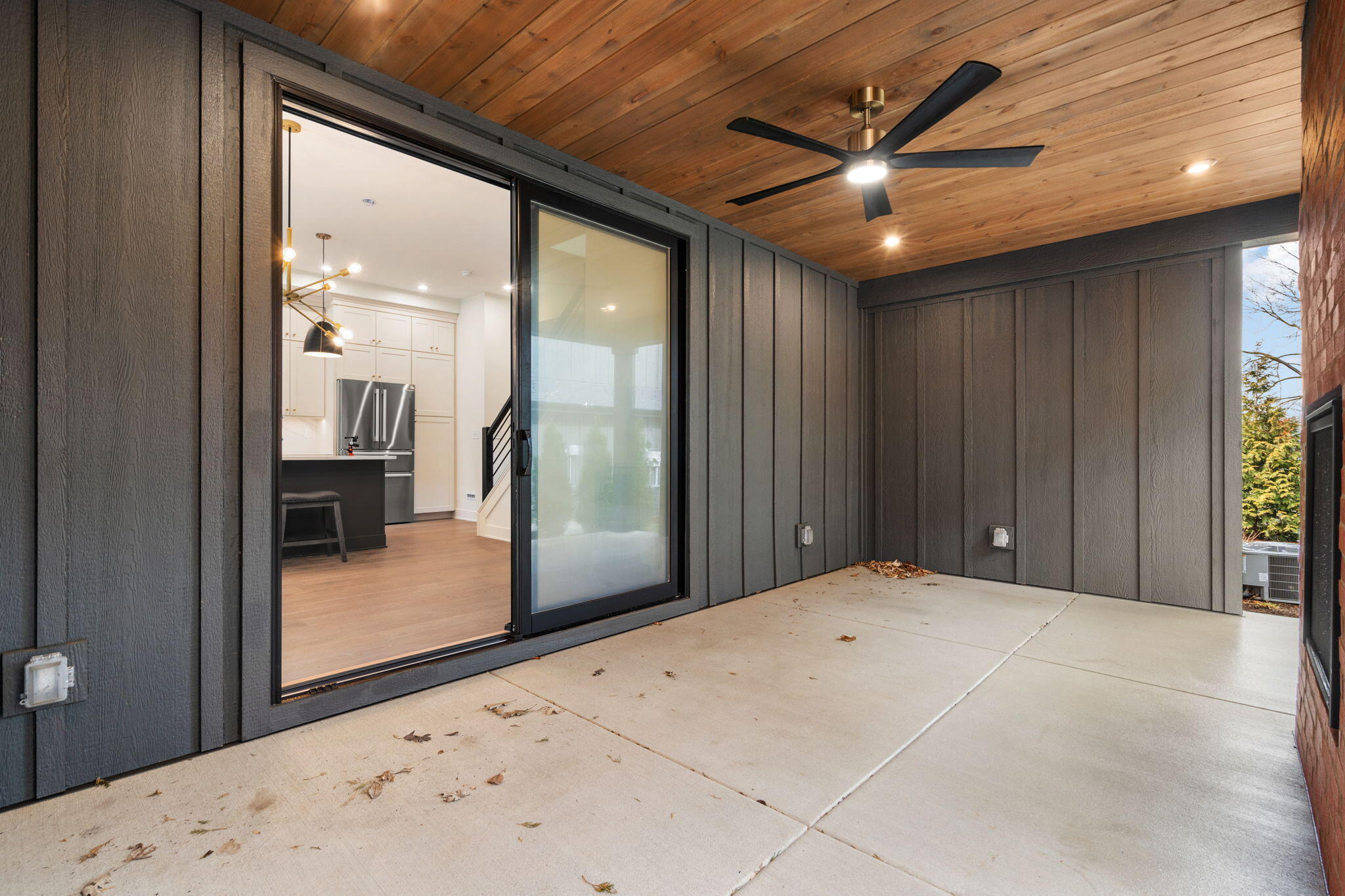 201 N Campbell Street, Valparaiso, IN 46385; Image #20