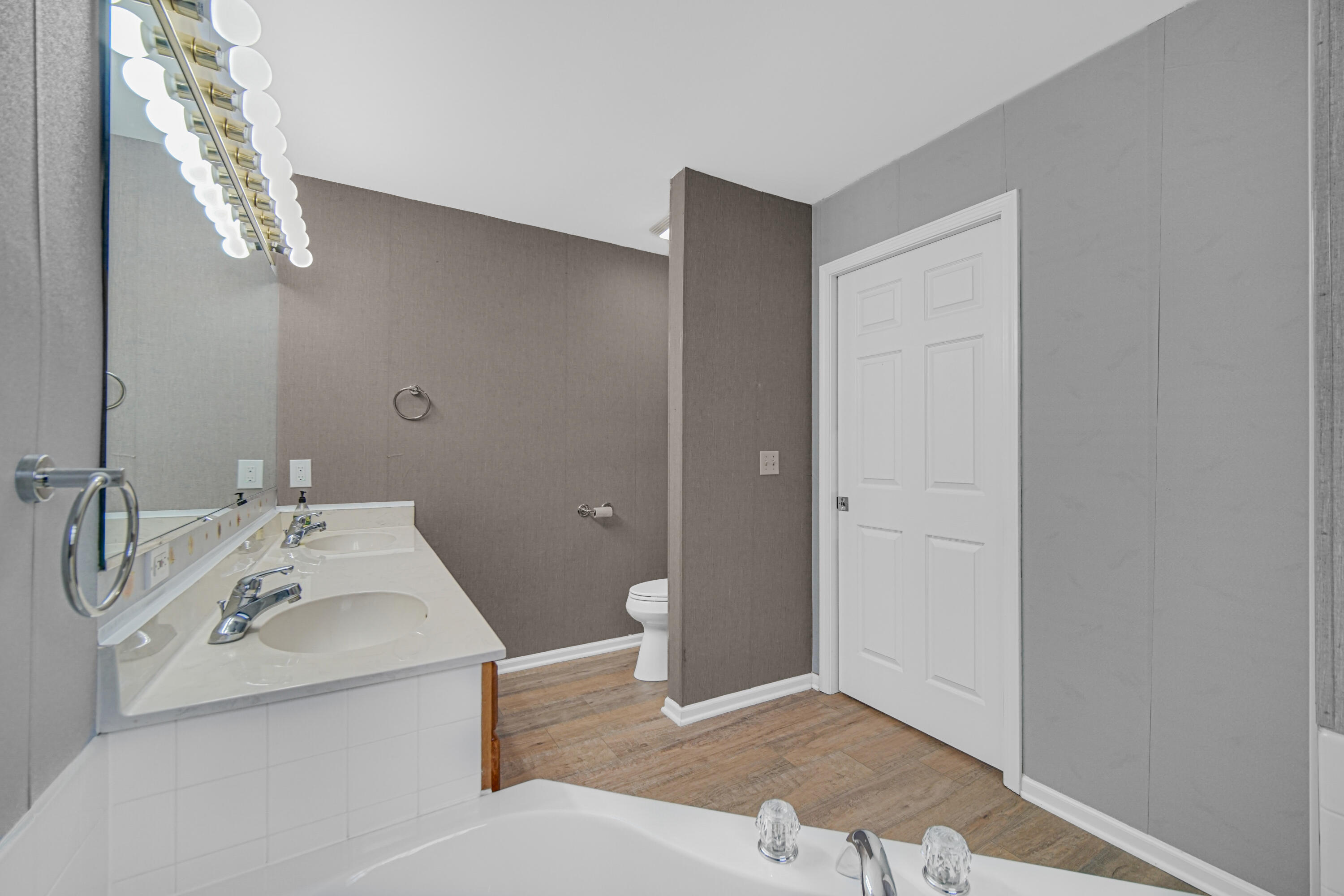 11130 Allendale Court, Crown Point, IN 46307; Image #15