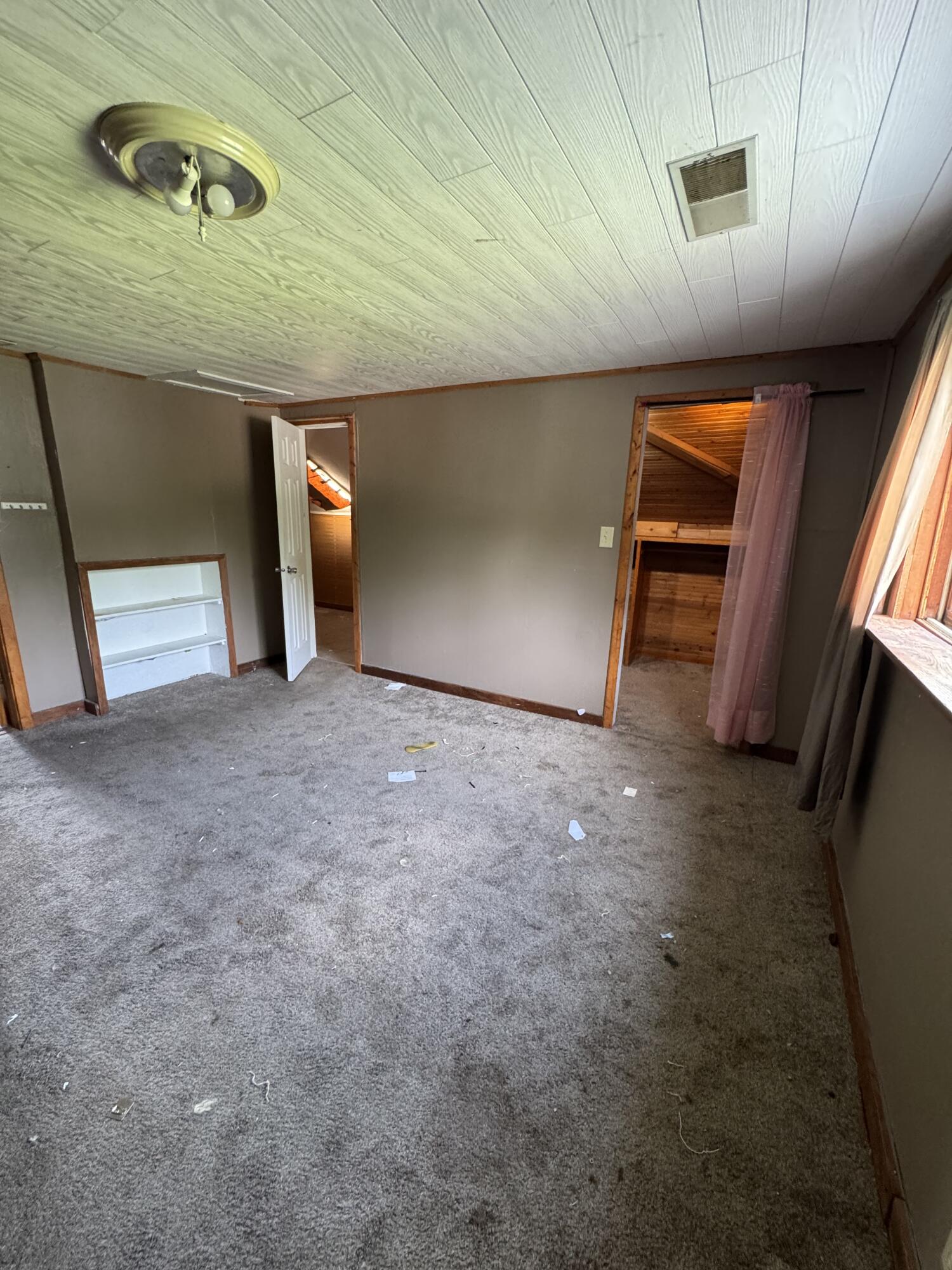 41 N Michigan Avenue, Hobart, IN 46342; Image #14