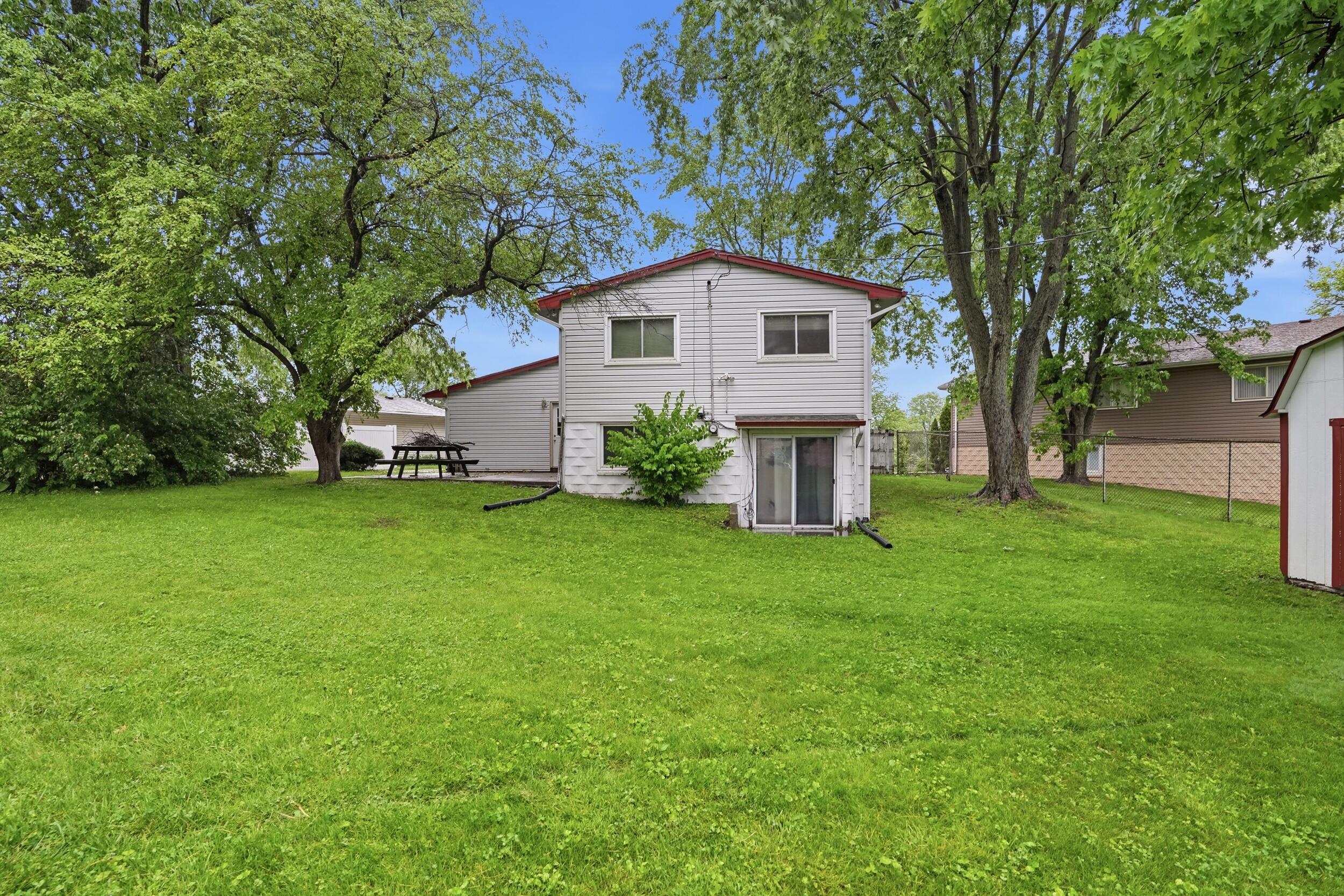 7055 Van Buren Street, Merrillville, IN 46410; Image #22