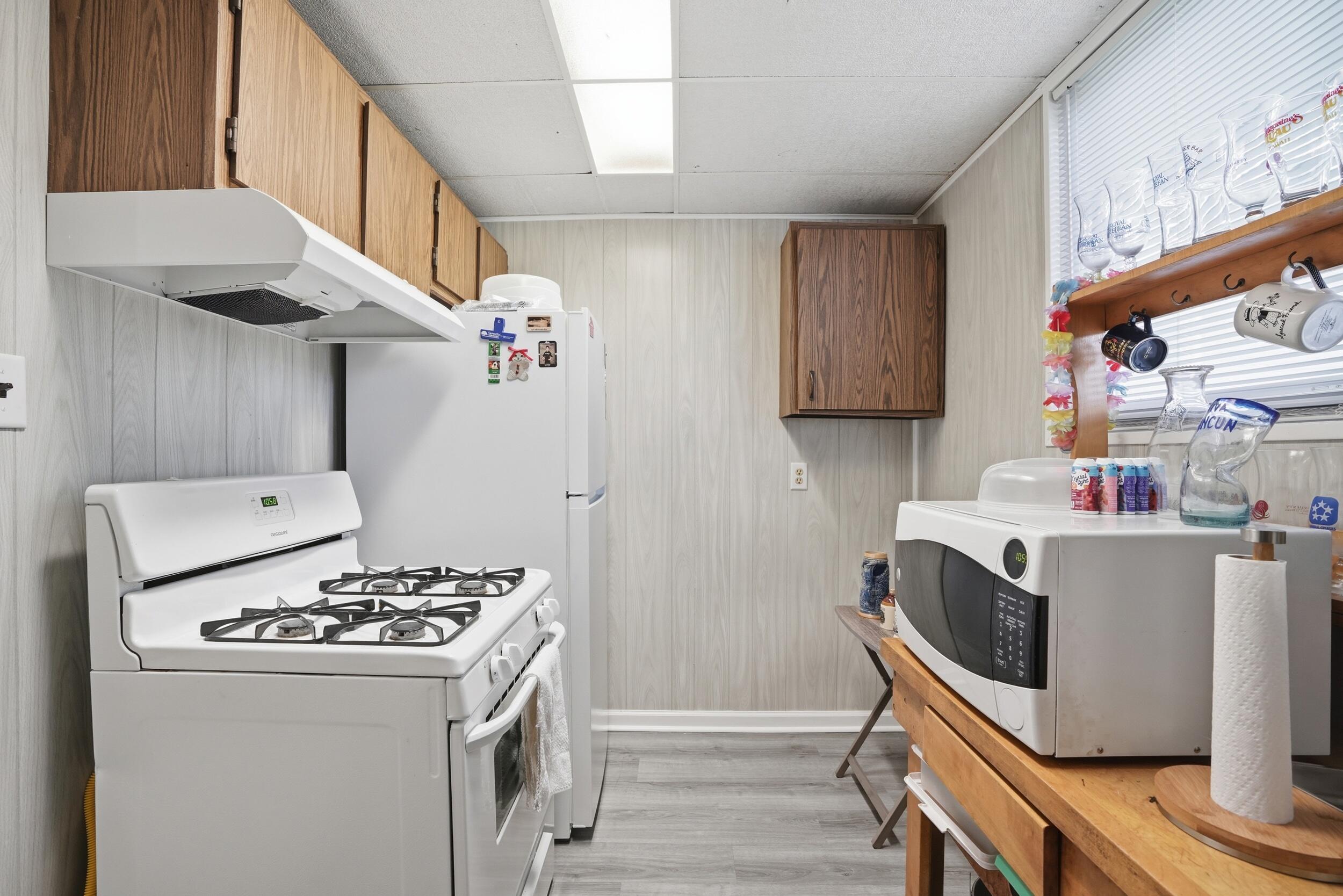 7055 Van Buren Street, Merrillville, IN 46410; Image #6