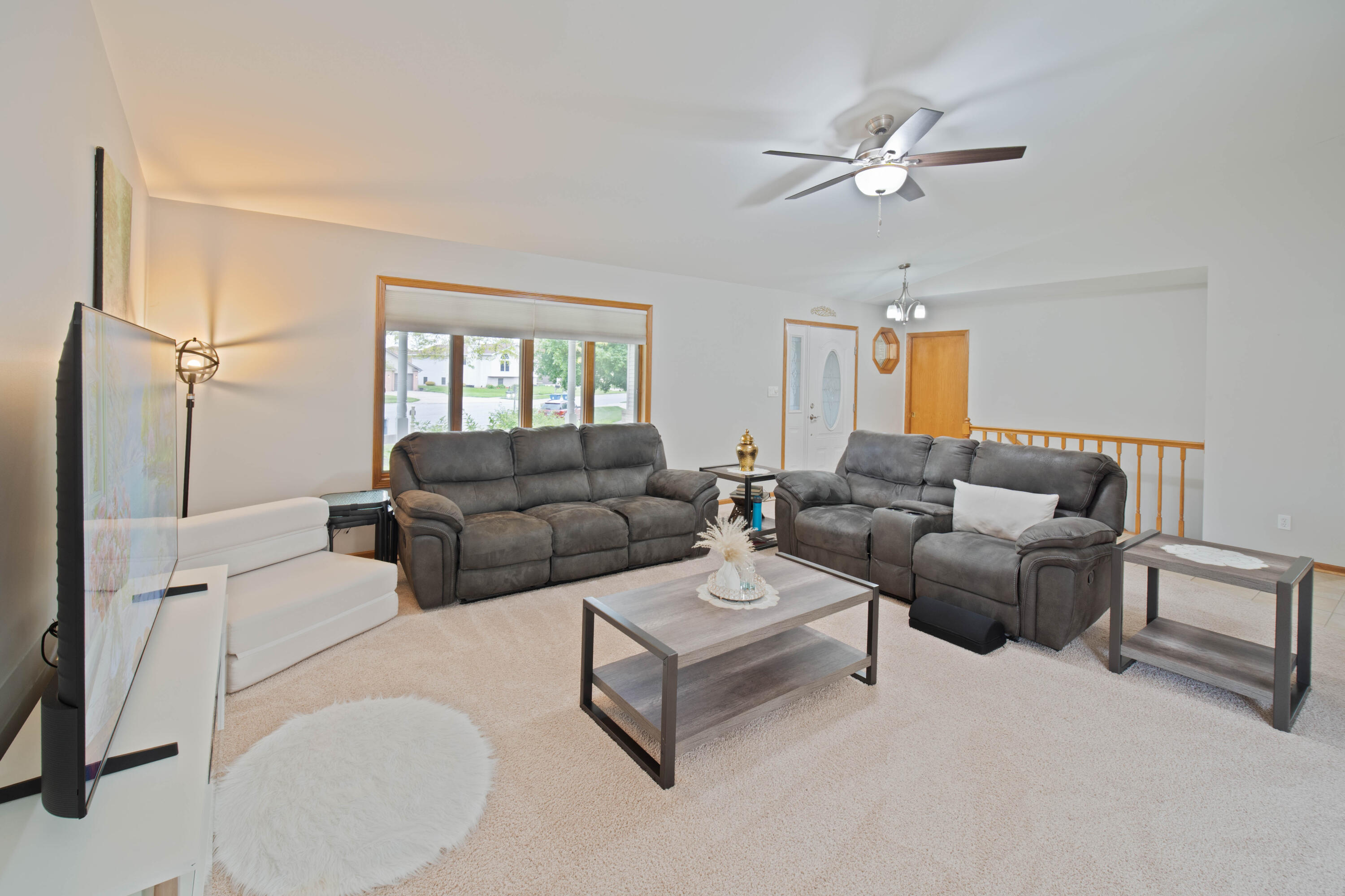 7019 Forest Ridge Drive, Schererville, IN 46375; Image #5
