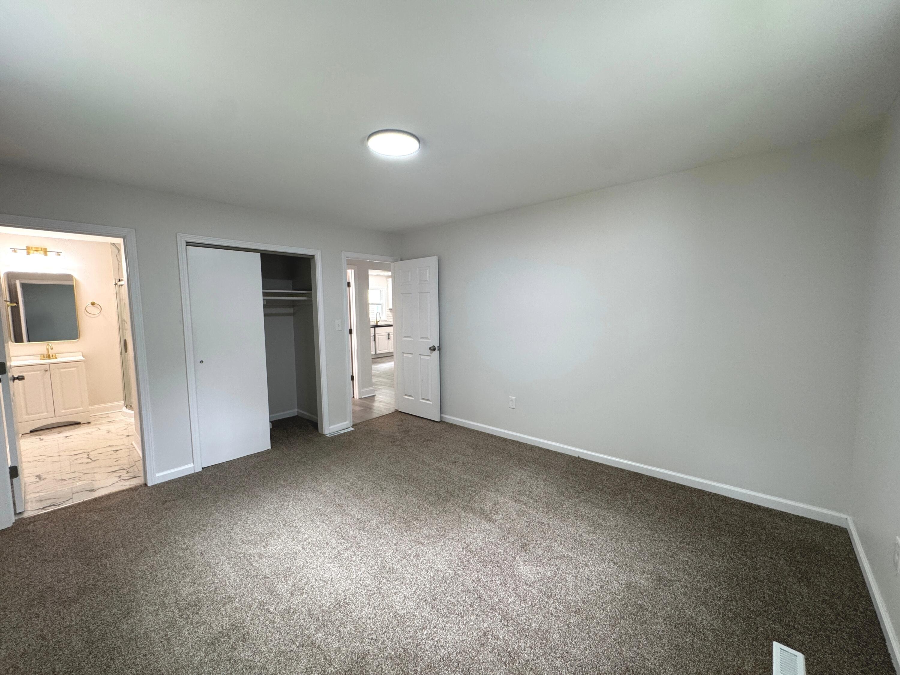 3246 N Lake Park Avenue, Hobart, IN 46342; Image #12