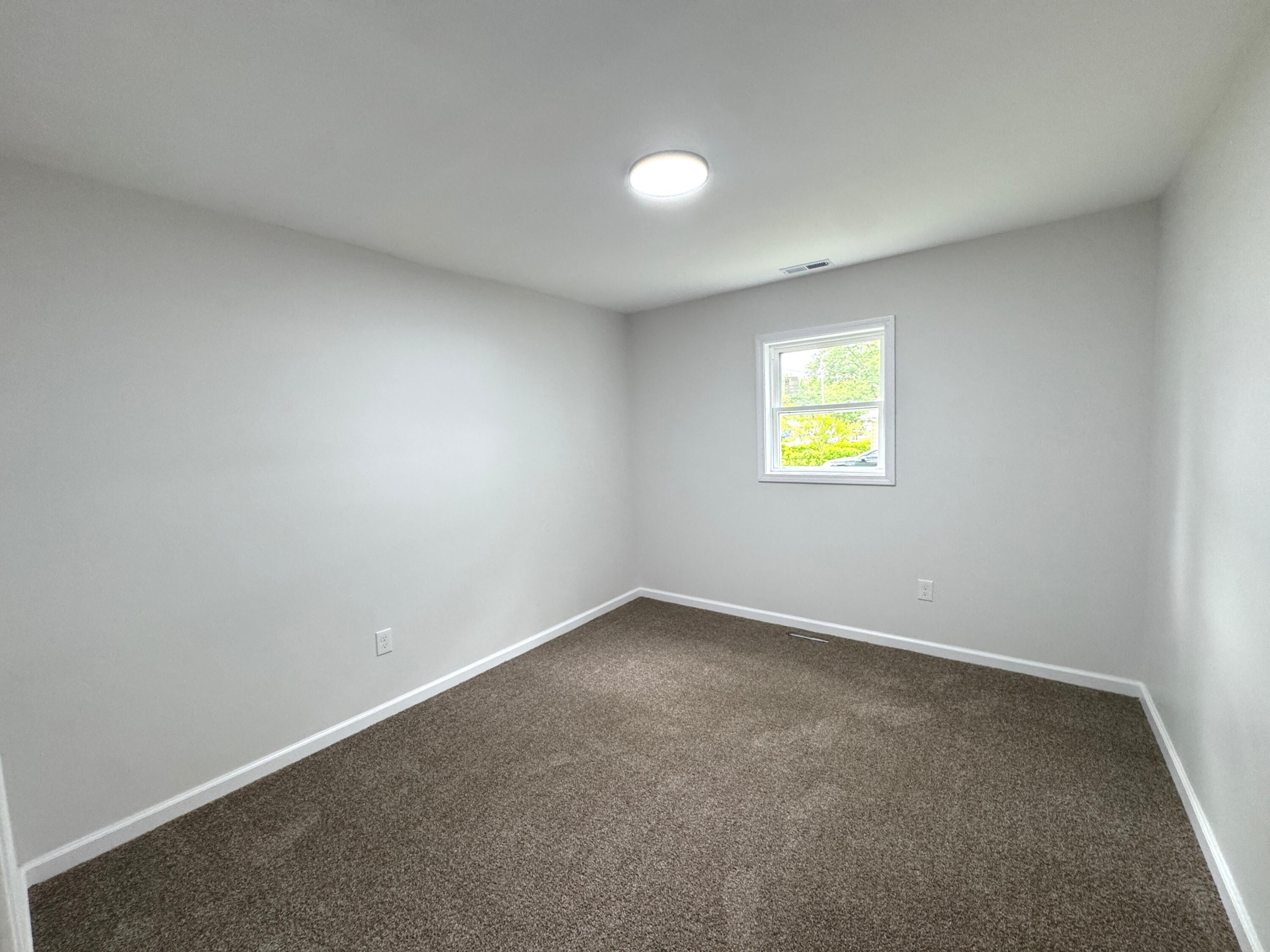3246 N Lake Park Avenue, Hobart, IN 46342; Image #16