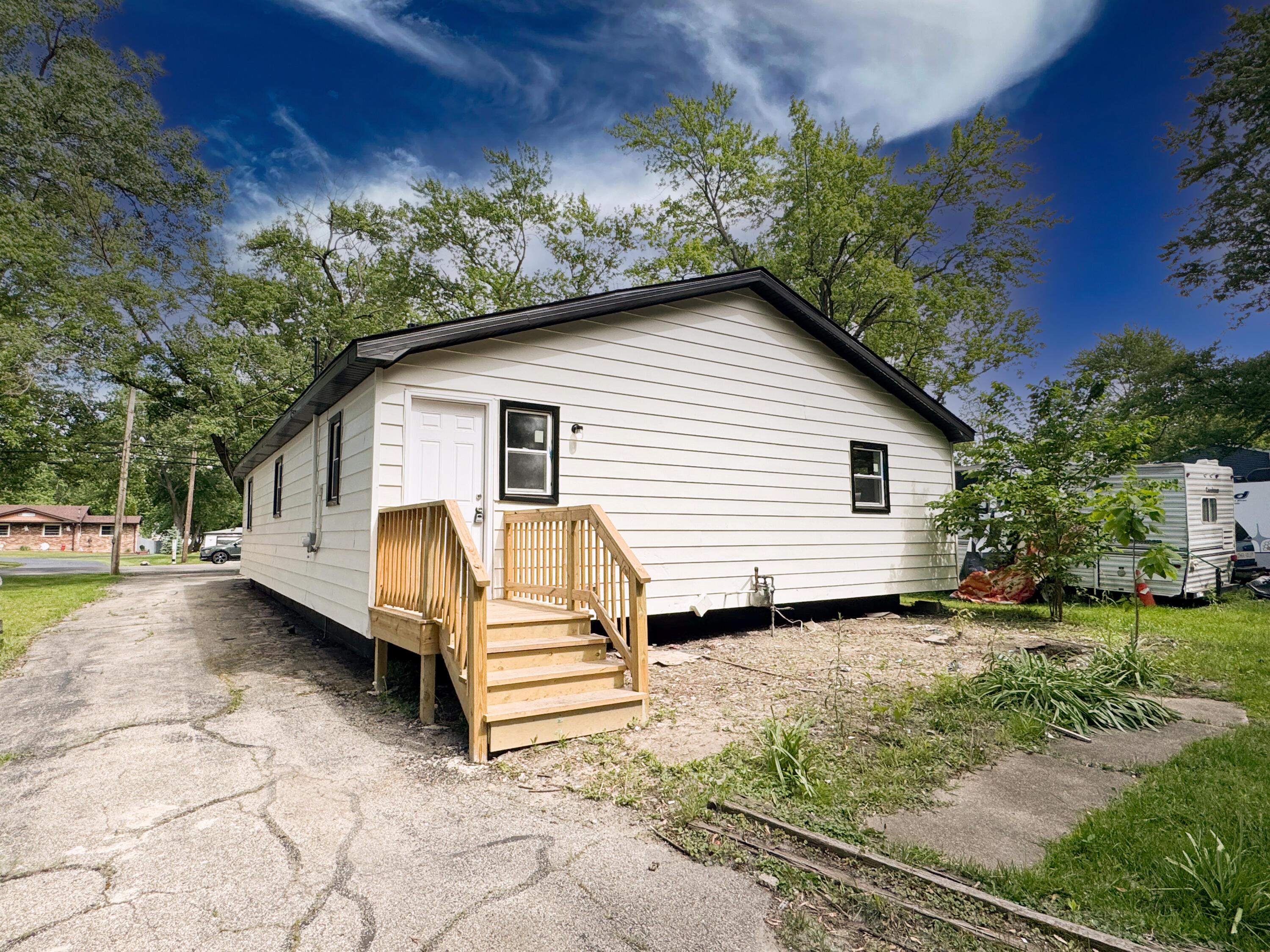 3246 N Lake Park Avenue, Hobart, IN 46342; Image #17