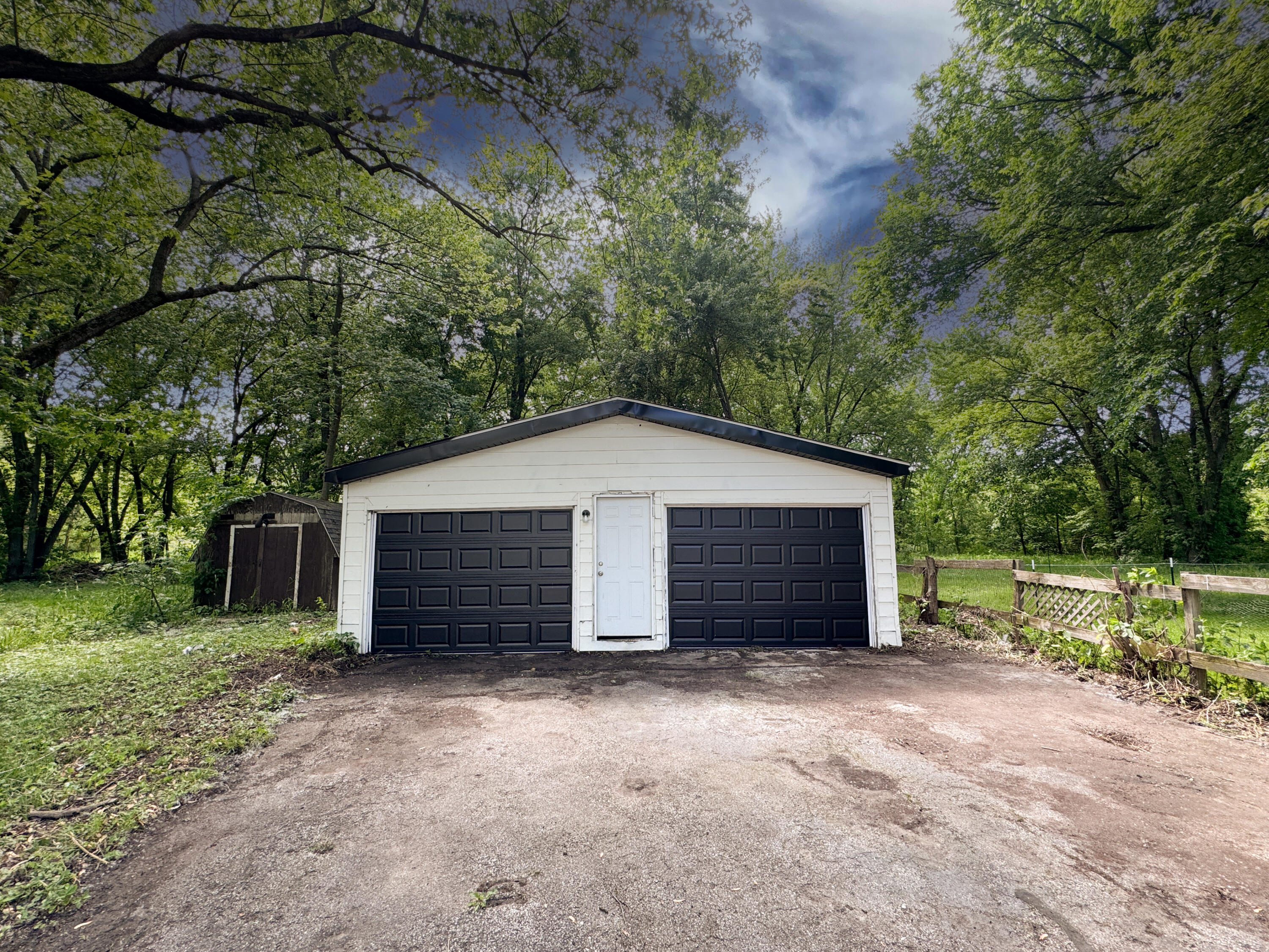 3246 N Lake Park Avenue, Hobart, IN 46342; Image #18