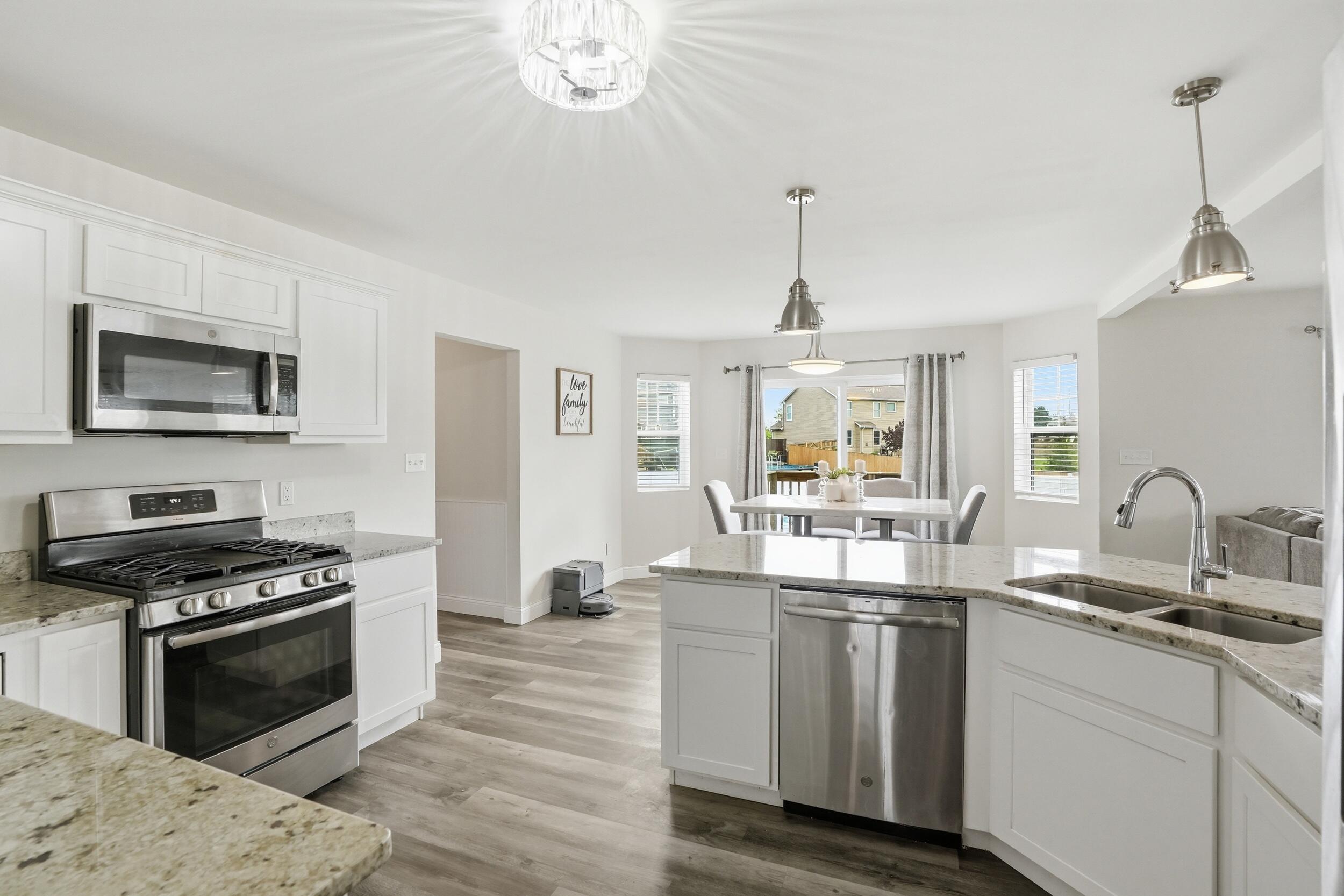 1414 Gates Drive, Schererville, IN 46375; Image #9
