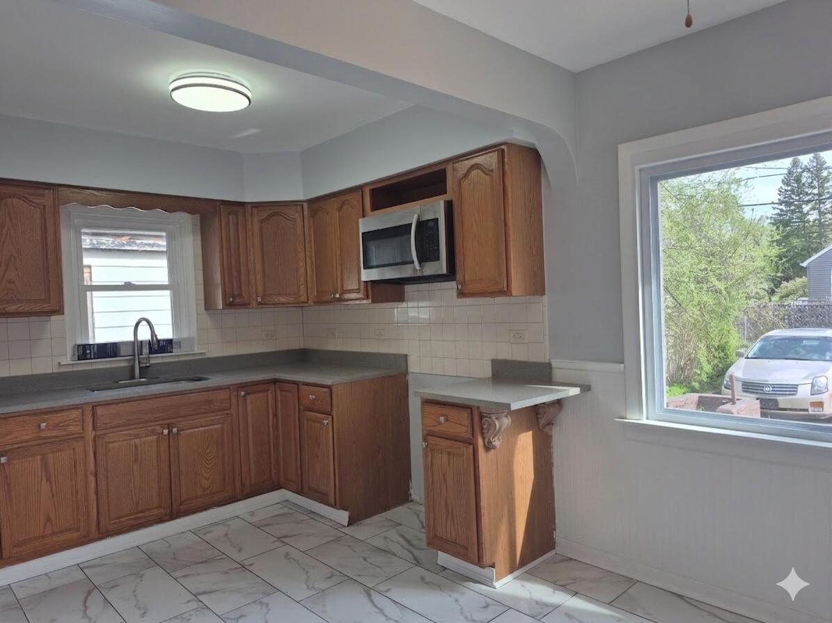 3809 W 11th Avenue, Gary, IN 46404; Image #4