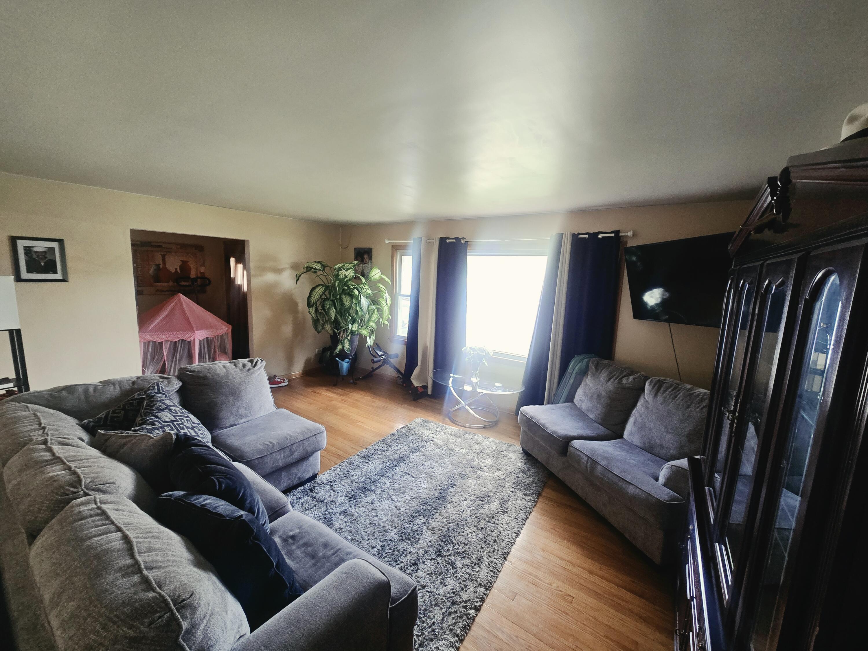 8606 Calumet Avenue, Munster, IN 46321; Image #3