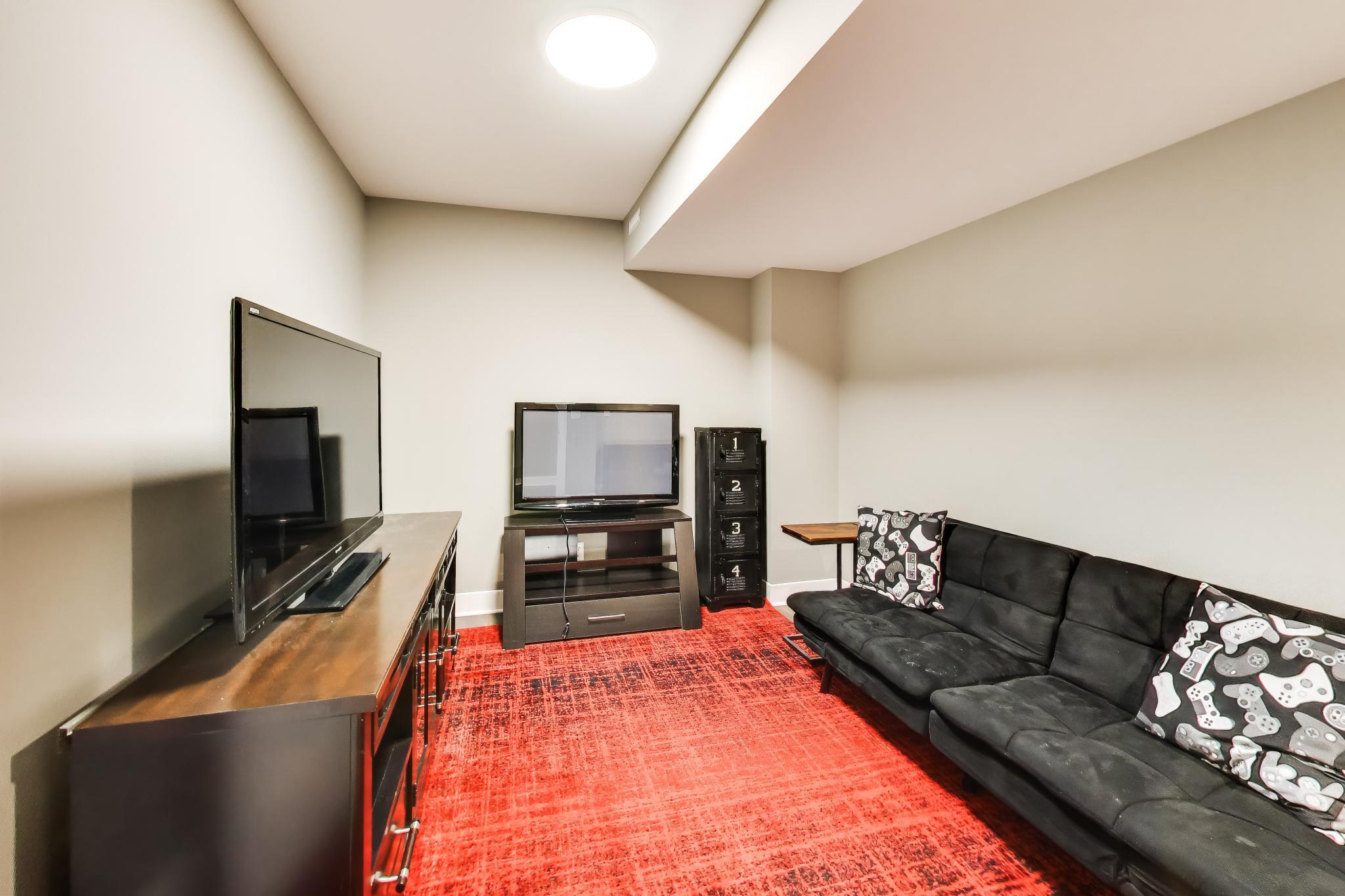 2501 Pennington Place, Valparaiso, IN 46383; Image #59